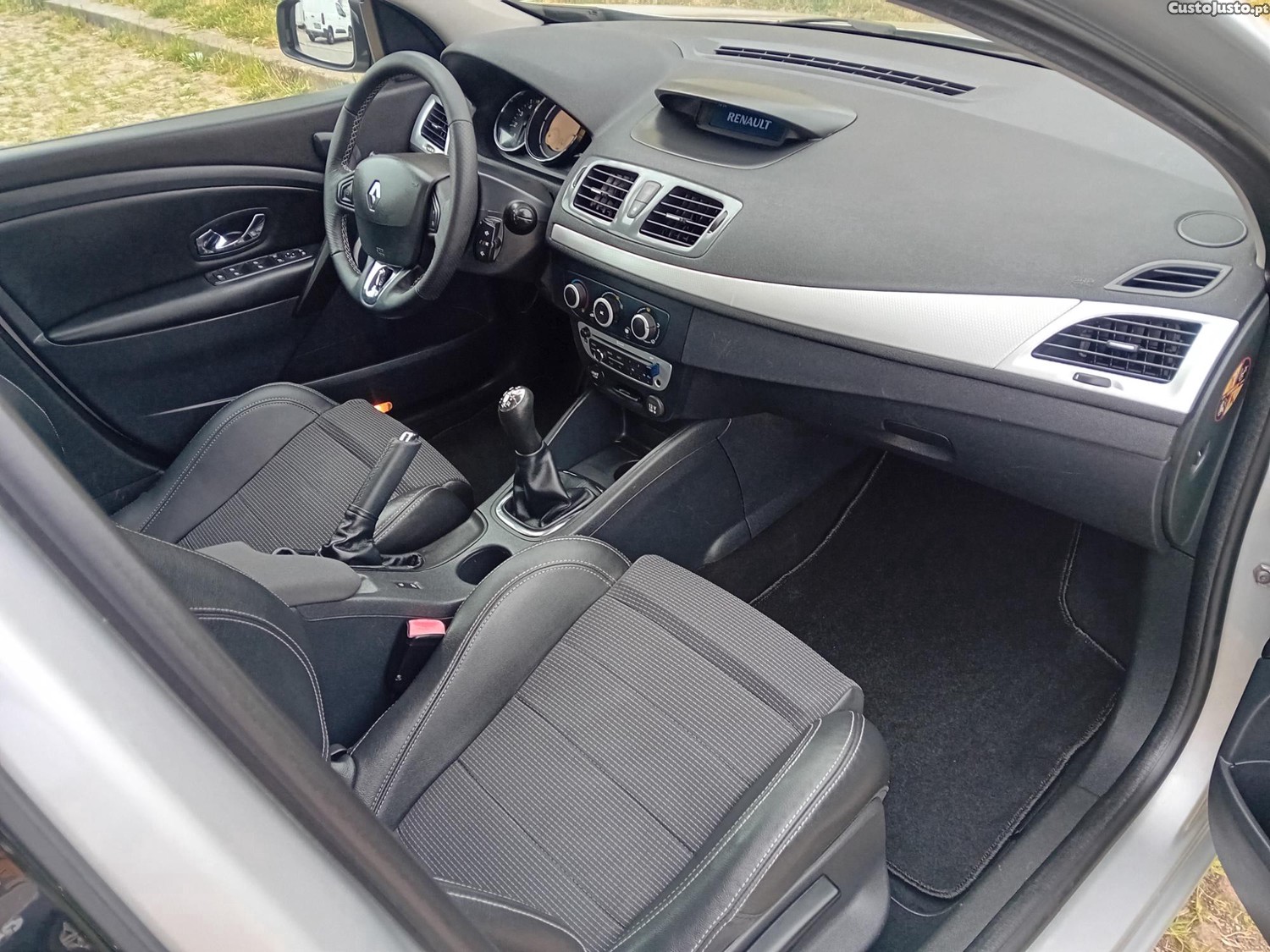 Renault Mégane 1.5 dci Sportstourer — fotografia 4