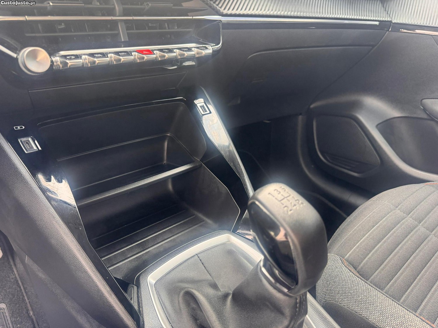 Peugeot 208 PureTech 82 Start & Stop Active — fotografia 4