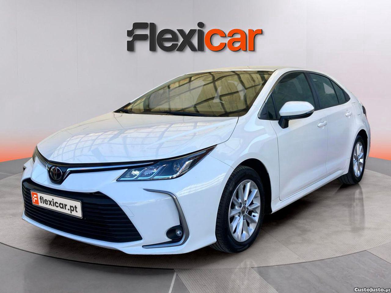 Toyota Corolla 1.5 VVT COMFORT — fotografia 17