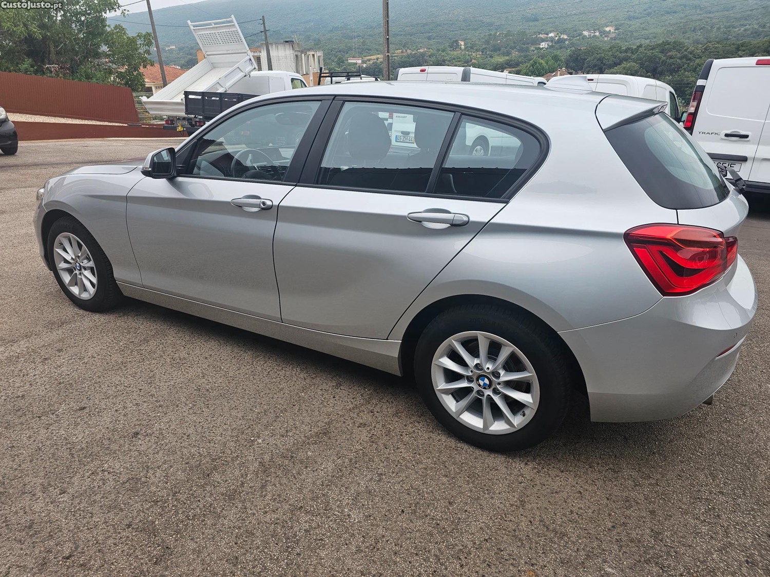 BMW 116 D — fotografia 7