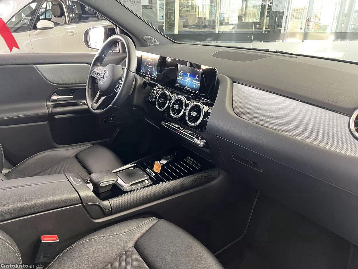 Mercedes-Benz GLA 250 E — fotografia 5
