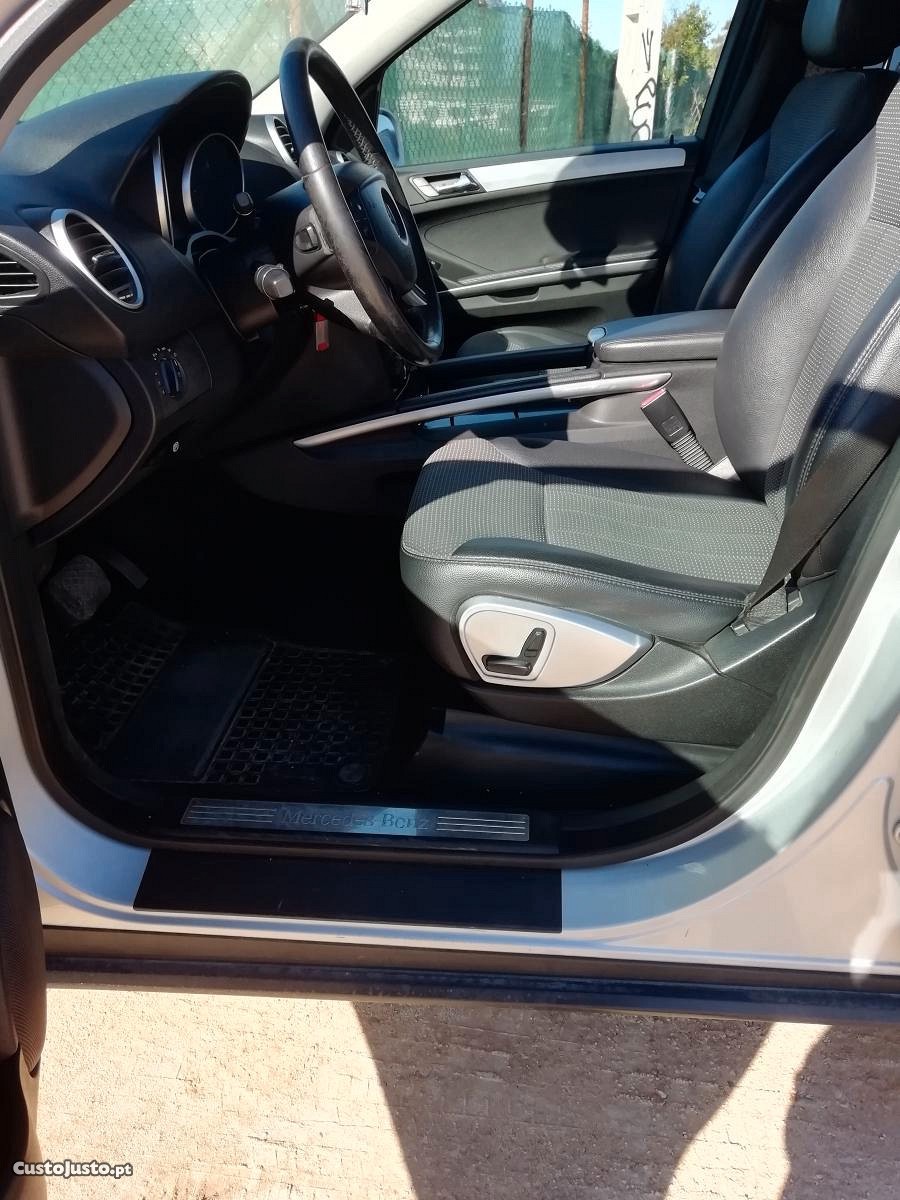 Mercedes-Benz Classe M 164 — fotografia 4