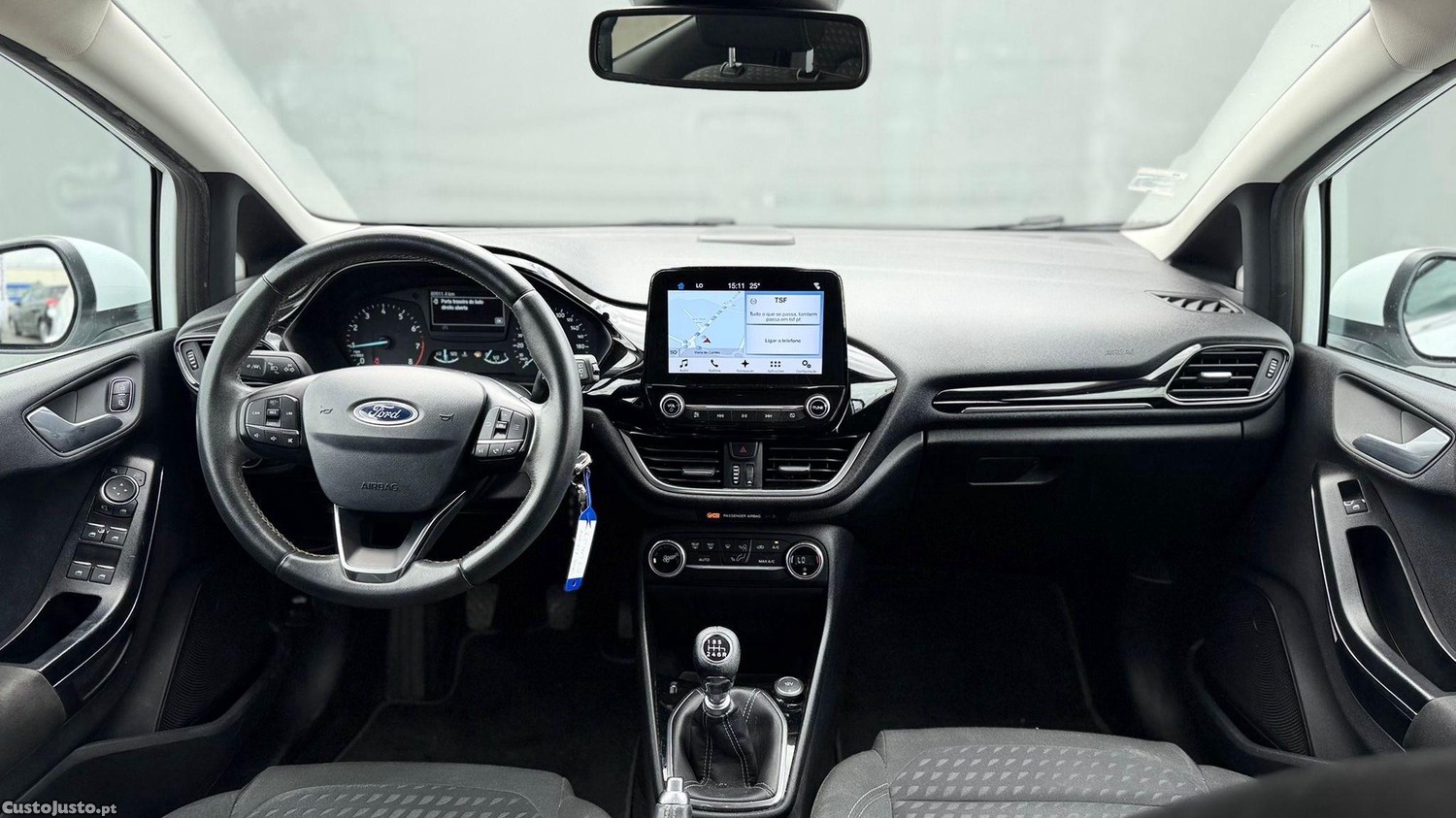 Ford Fiesta 1.0 T EcoBoost Titanium — fotografia 4