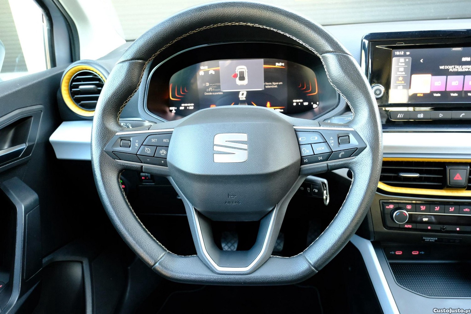 SEAT Arona 1.0 TSI Style — fotografia 12