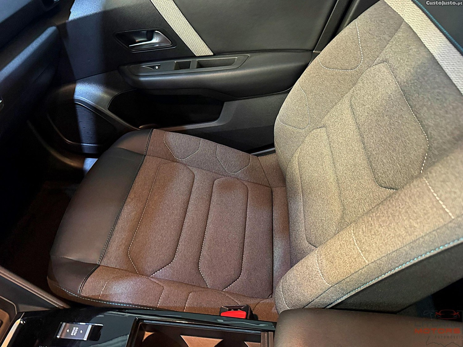 Citroën C4 1.2 PureTech Plus EAT8 — fotografia 6