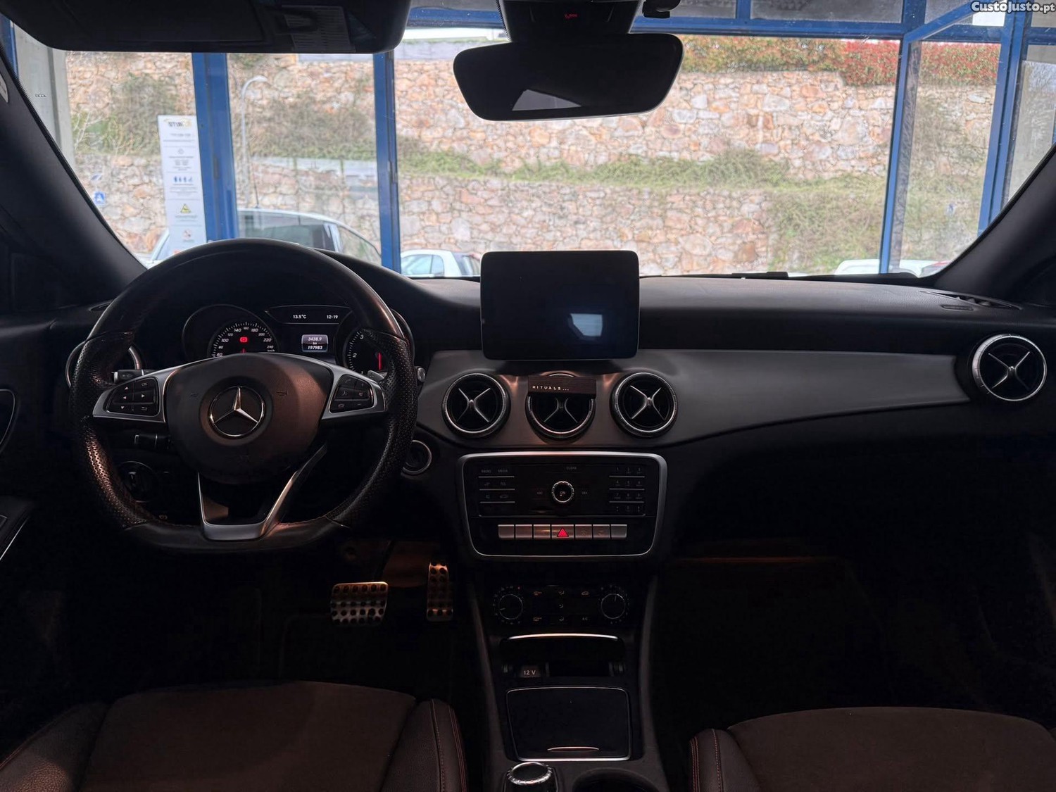 Mercedes-Benz CLA 180 180 D — photo 5