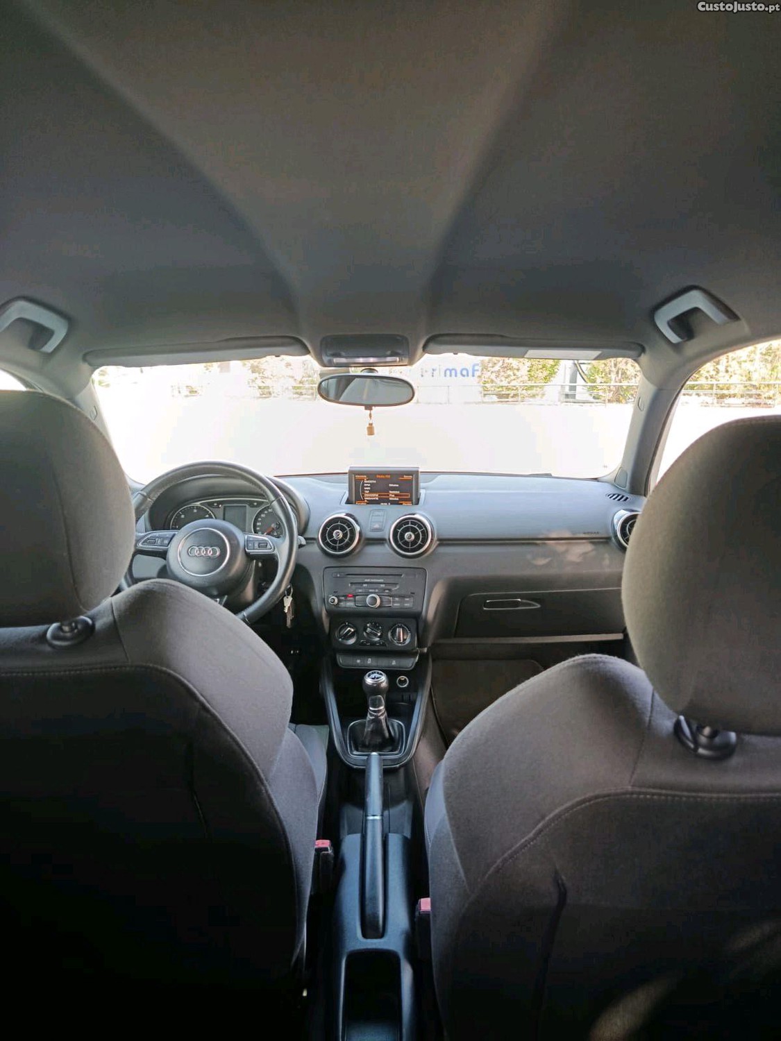 Audi A1 S line — fotografia 3