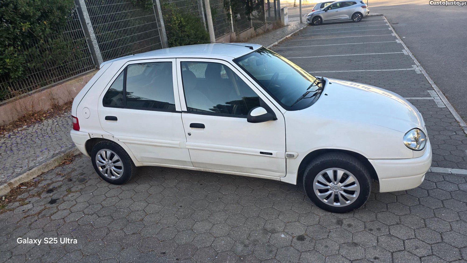 Citroën Saxo 1.1 2001 km62000 — fotografia 4