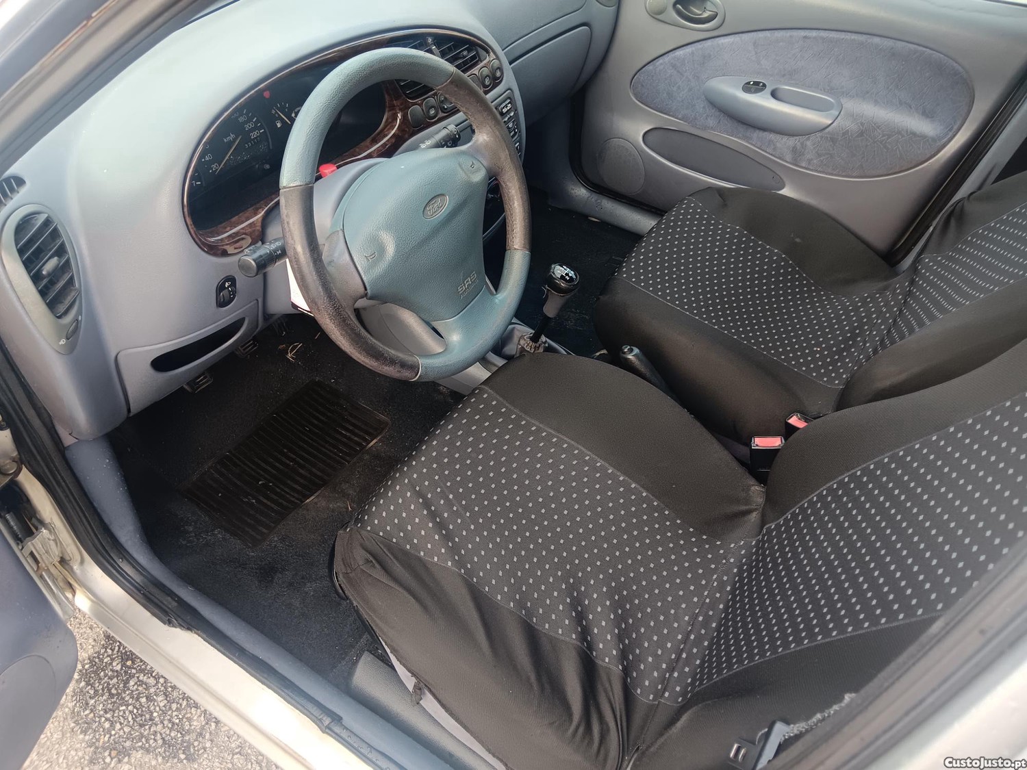 Ford Fiesta 1.25cc Zteck 16V — fotografia 5