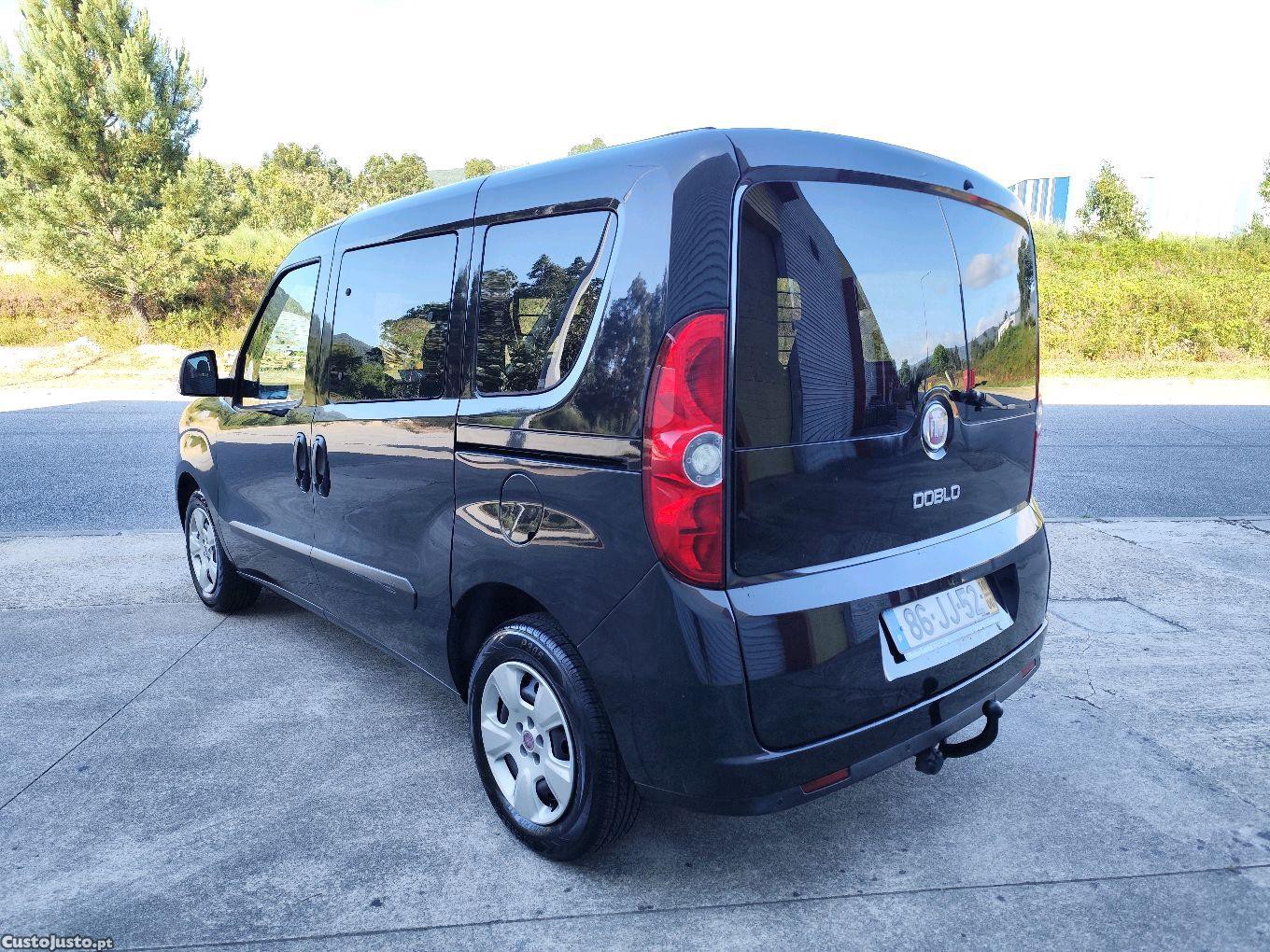 Fiat Doblo 1.3 MultiJet 5 Lugares — fotografia 7