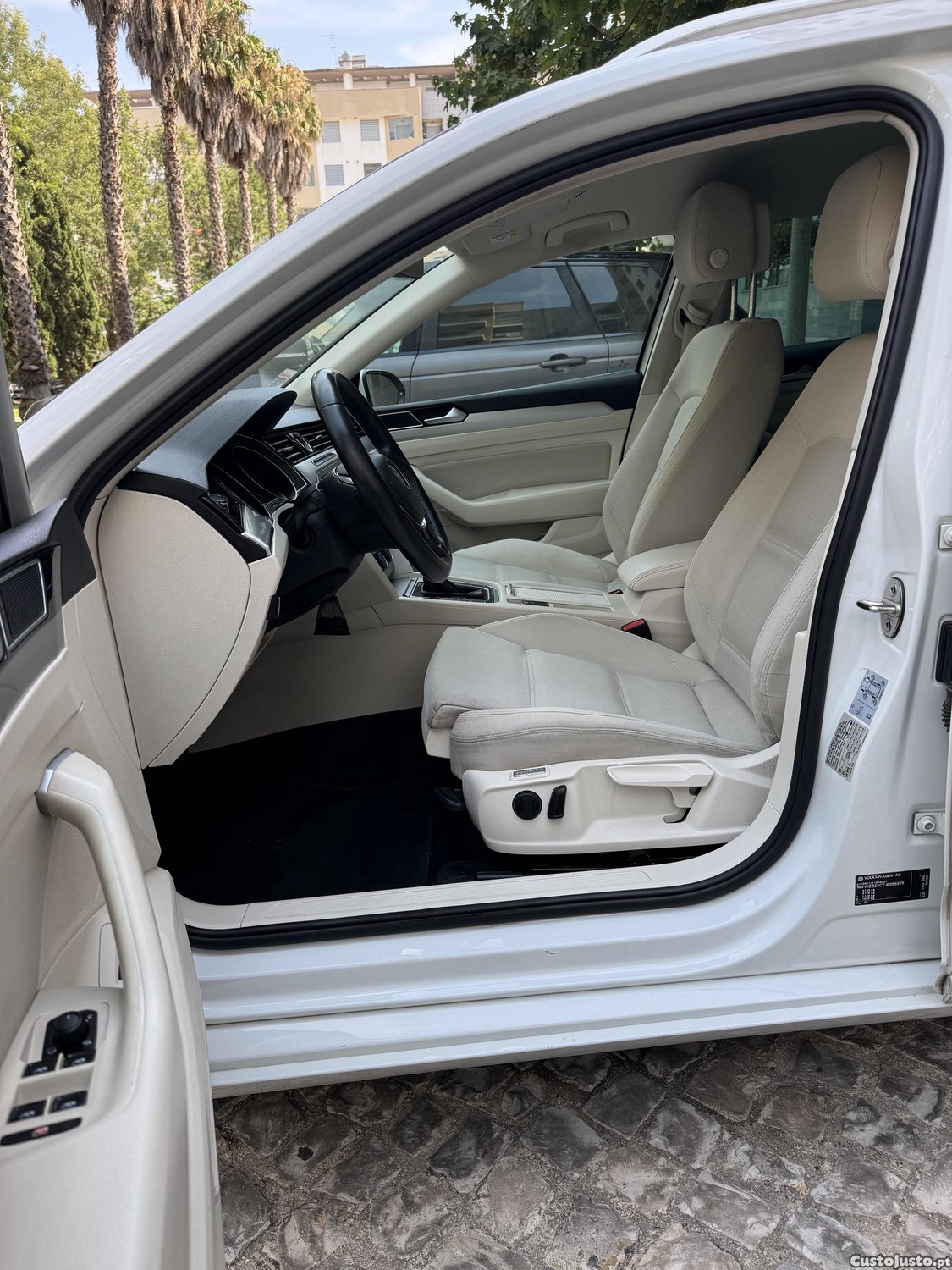 Volkswagen Passat Variant 2.0 TDI 150 cv cx automática — fotografia 5