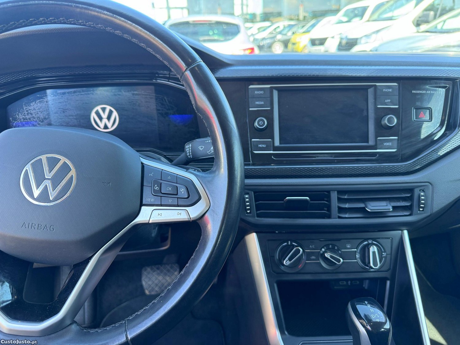 Volkswagen Taigo DSG — fotografia 3