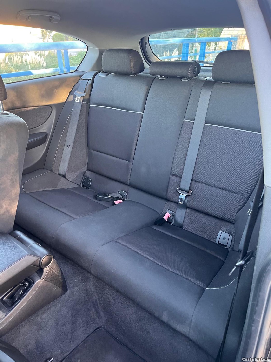 BMW 118 118d — photo 4