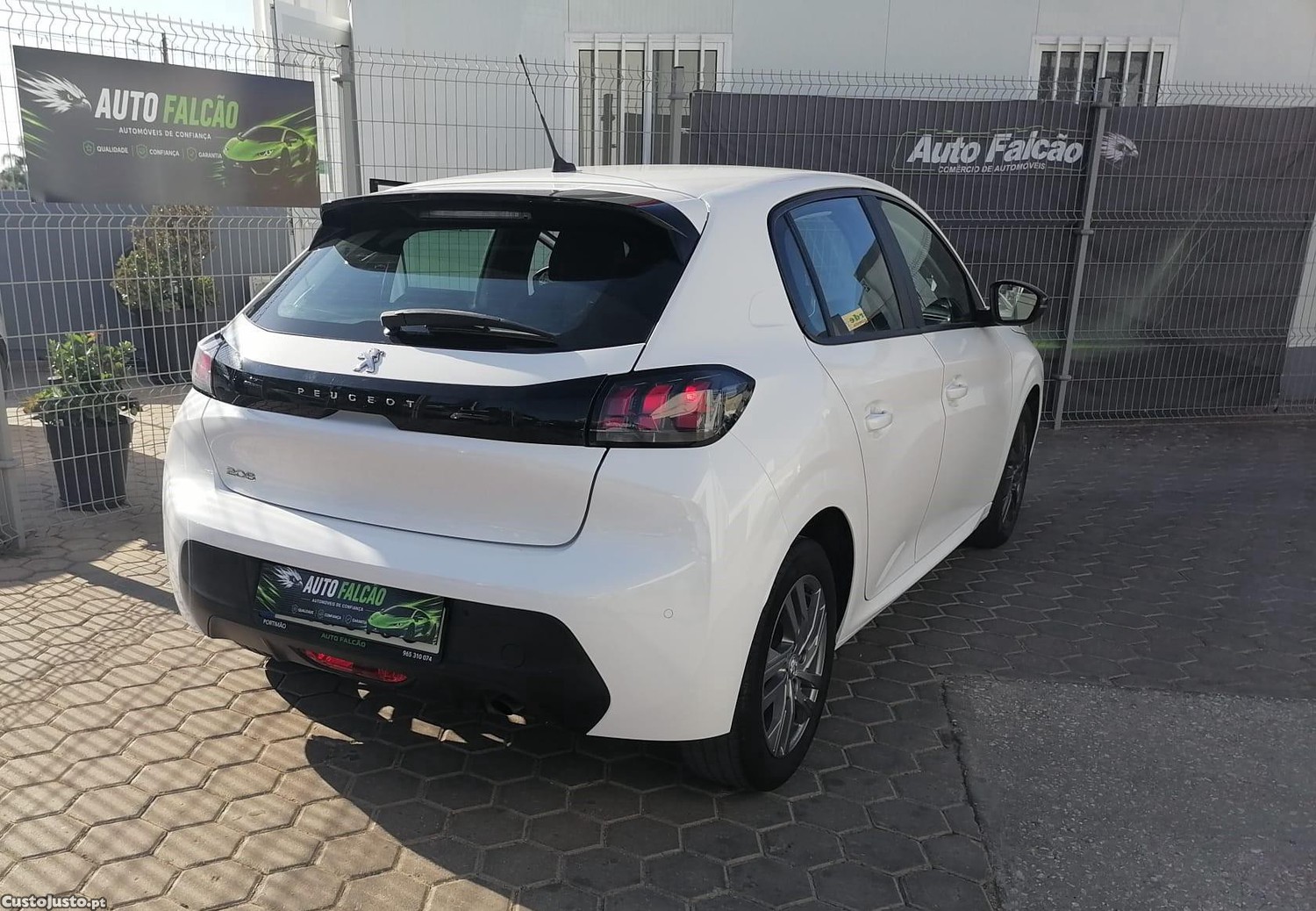 Peugeot 208 Active Pack - 22 — photo 3