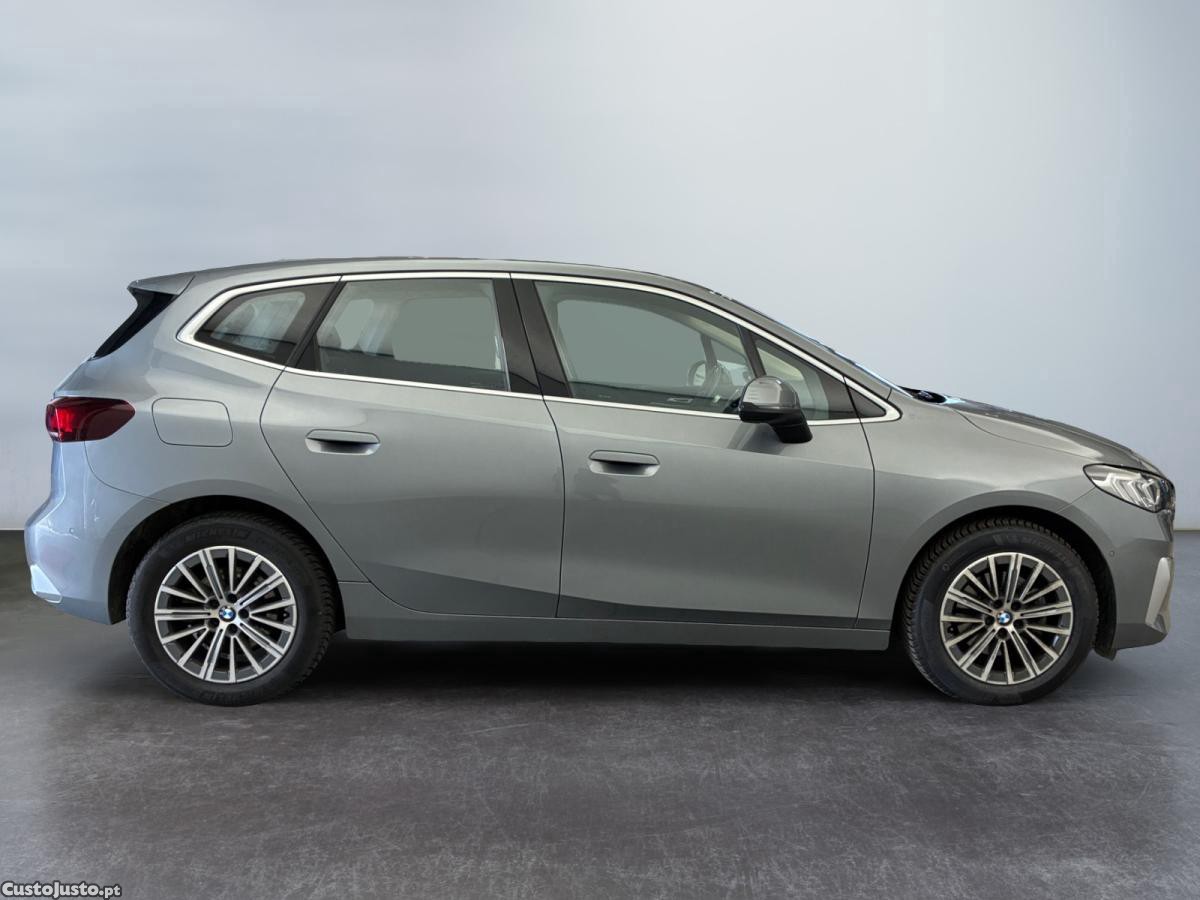 BMW 218 Active Tourer d Luxury Auto — photo 4