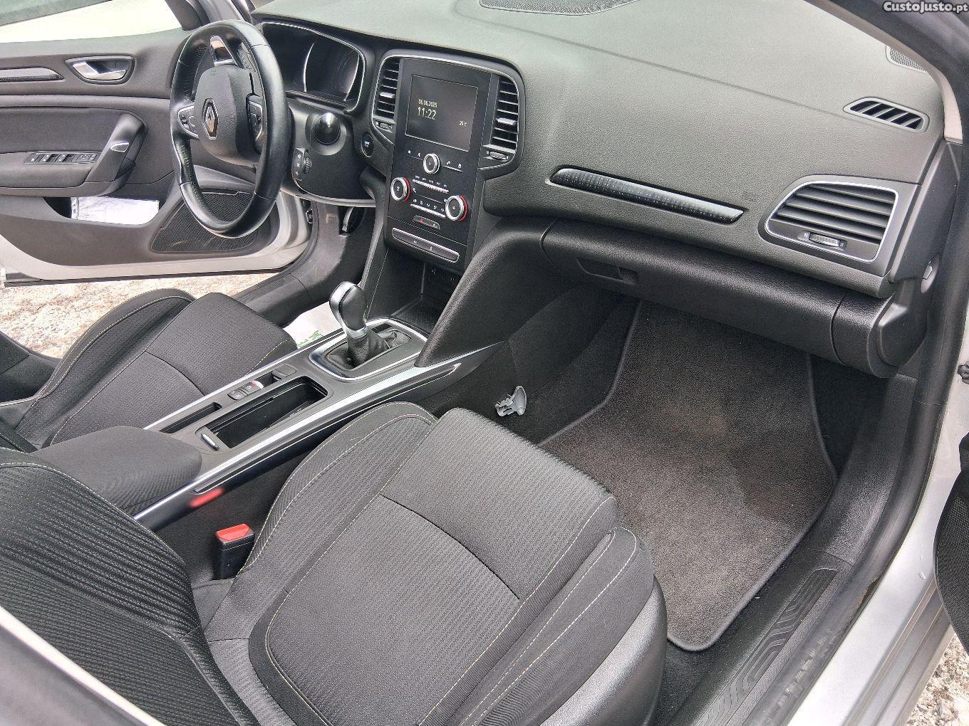 Renault Mégane energy zen — fotografia 3