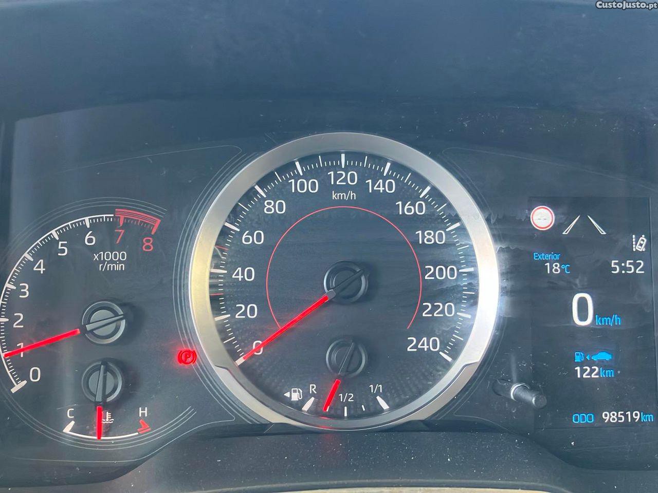 Toyota Corolla 1.5 VVT COMFORT — fotografia 8