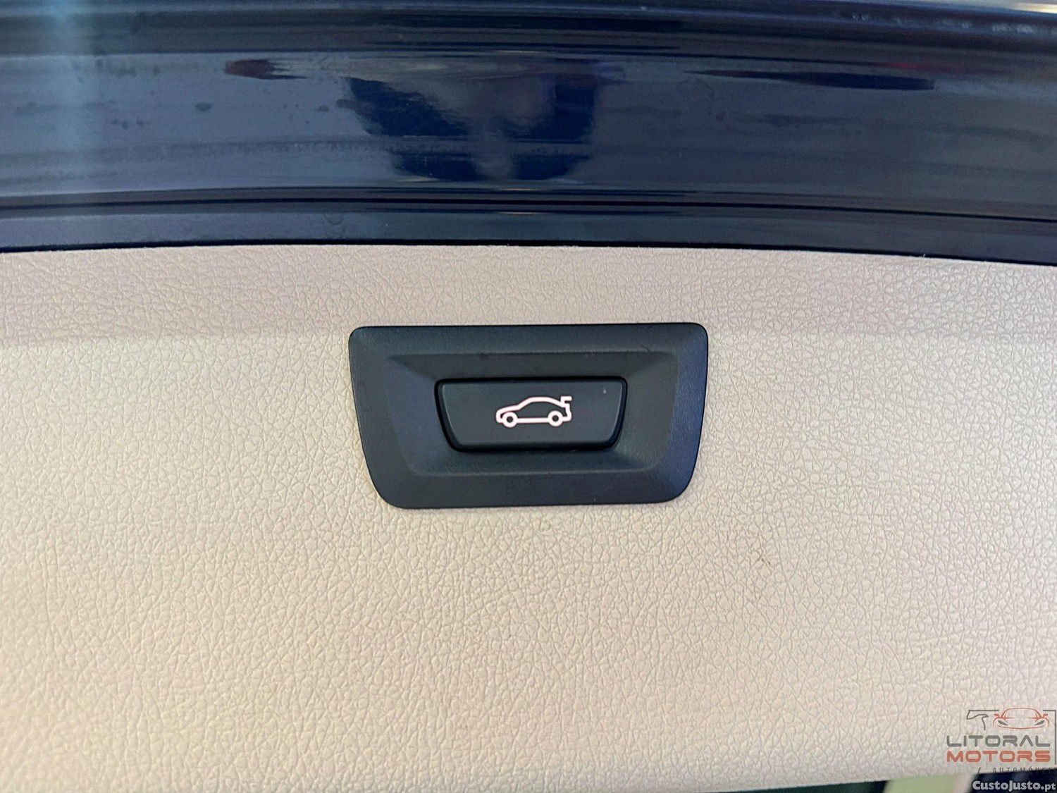 BMW 320 d Pack M Auto — fotografia 15