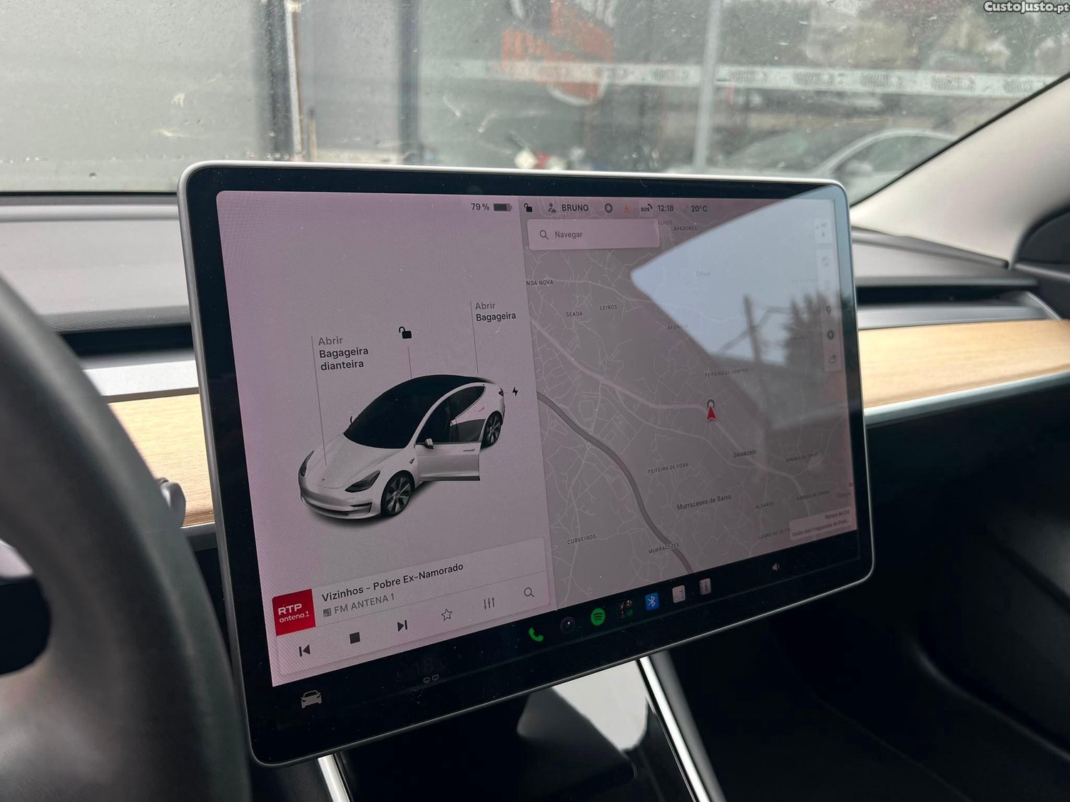 Tesla Model 3 Standard RWD Plus — fotografia 9