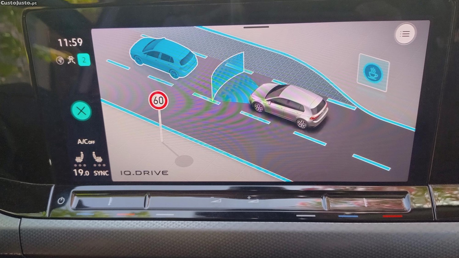 Volkswagen Golf Active 2.0TDI DSG 150cv — fotografia 6