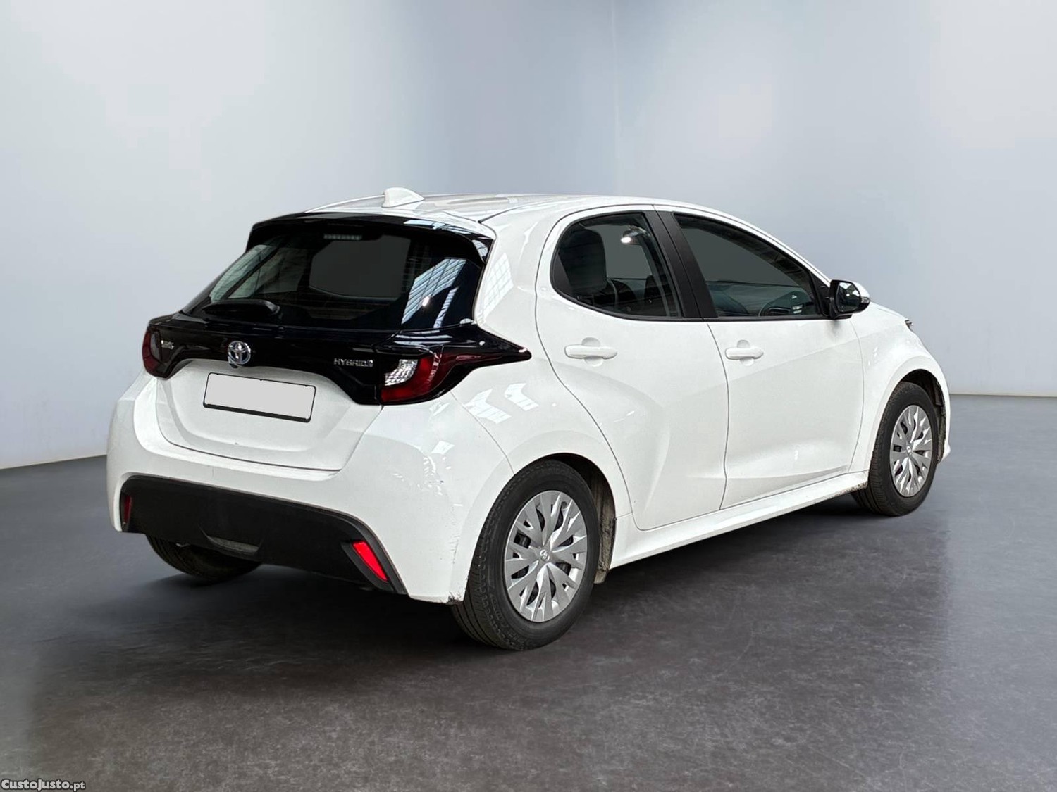 Toyota Yaris 1.5 HDF Dynamic Business - 23 — photo 2