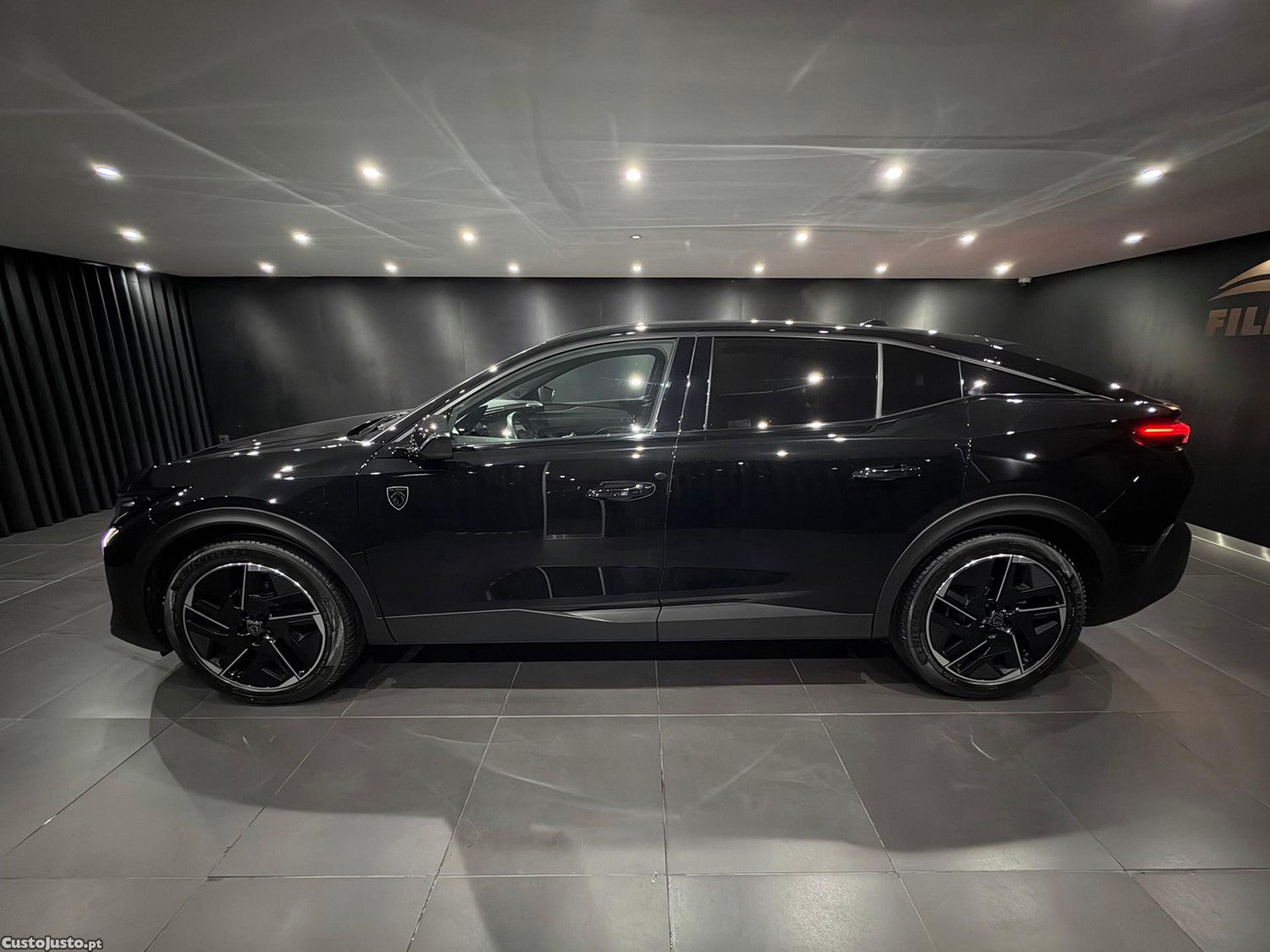 Peugeot  1.2 PureTech GT EAT8 - 24 — photo 4
