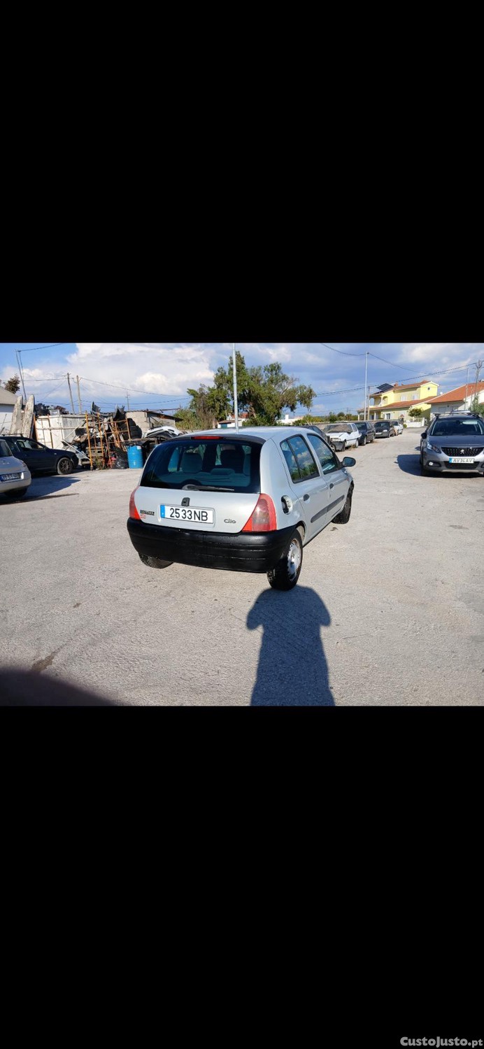 Renault Clio 1.2 — photo 3
