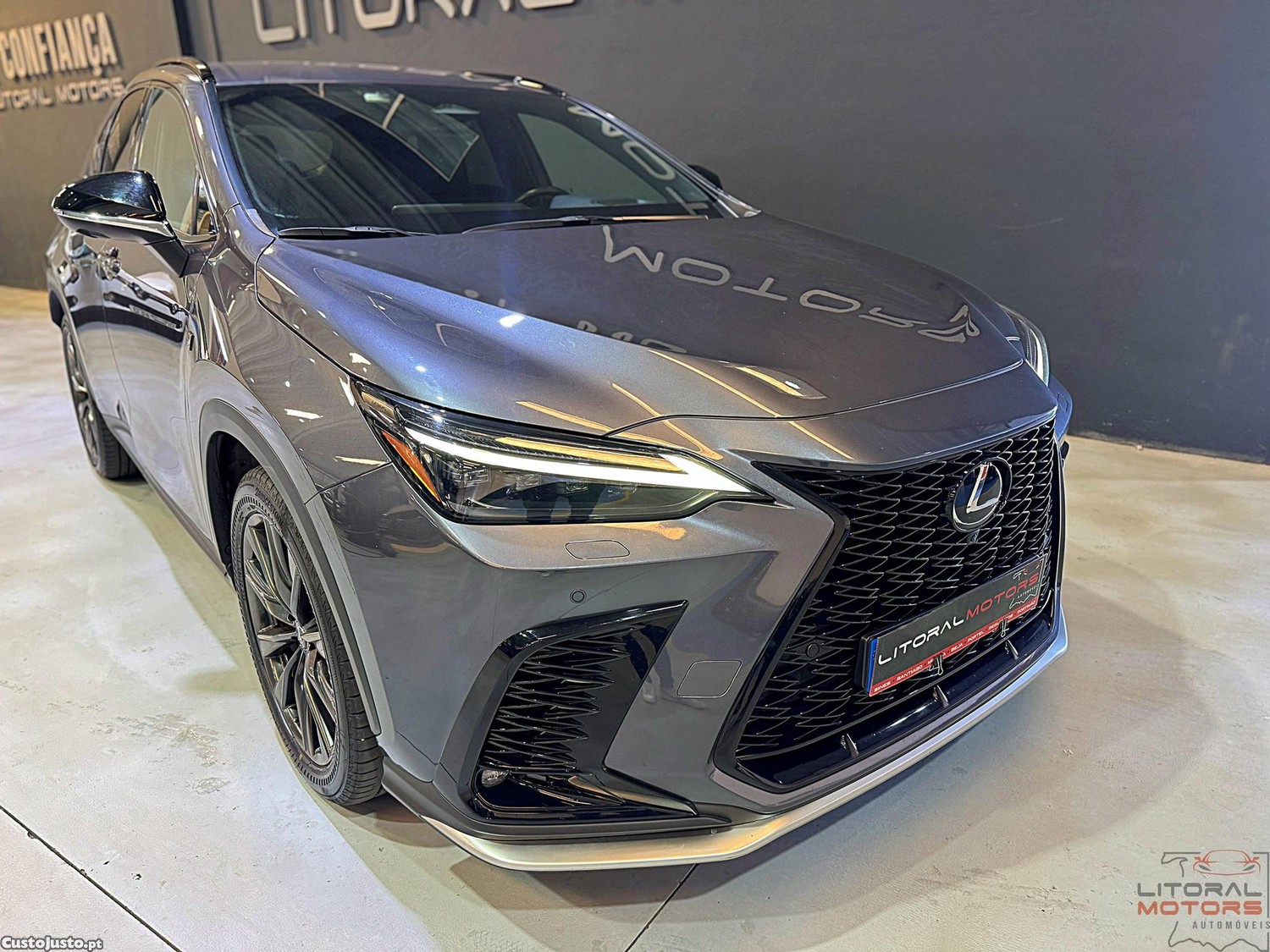 Lexus NX 450H+ E-FOUR F SPORT-Pack — fotografia 23