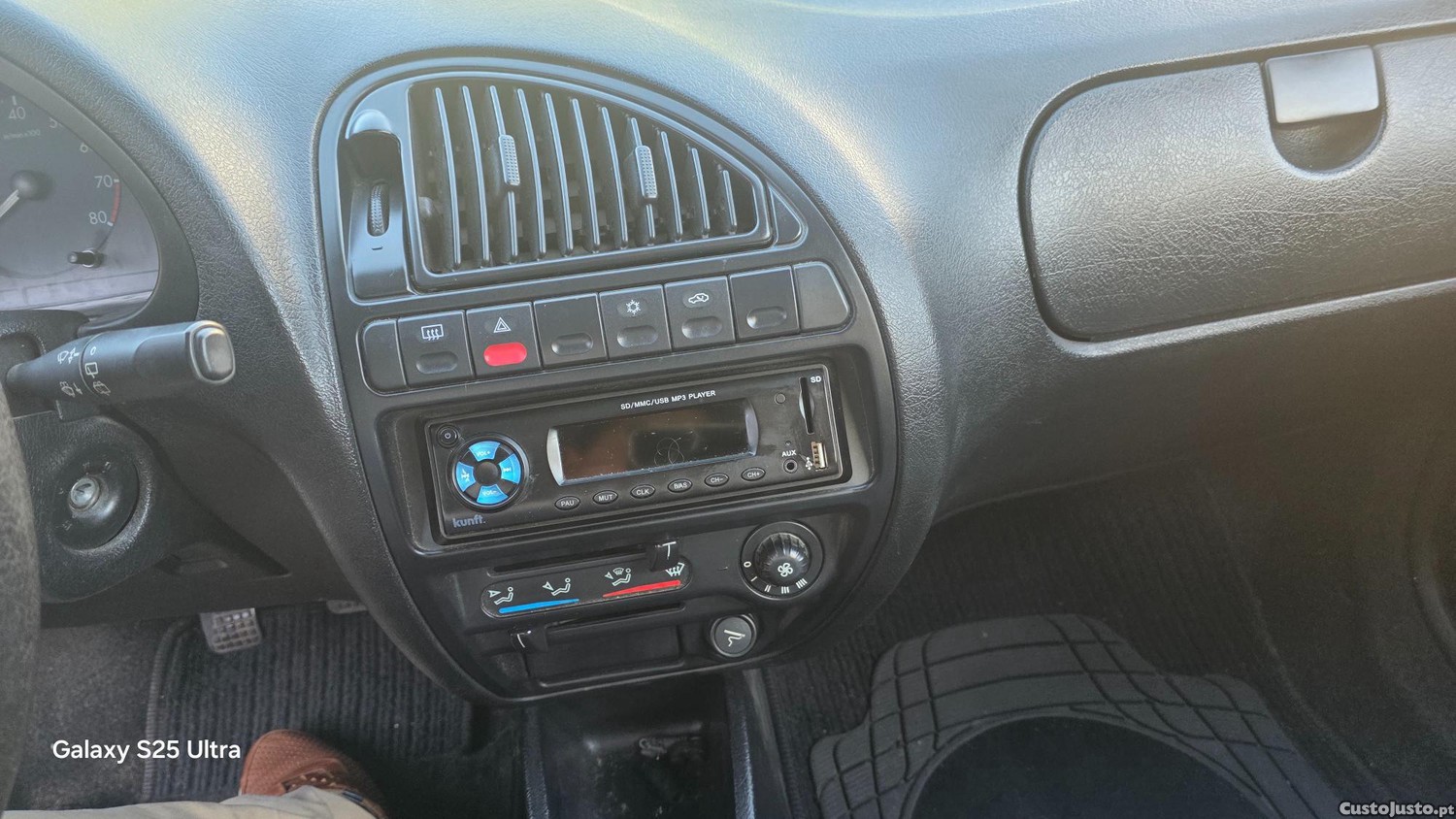 Citroën Saxo 1.1 2001 km62000 — fotografia 8