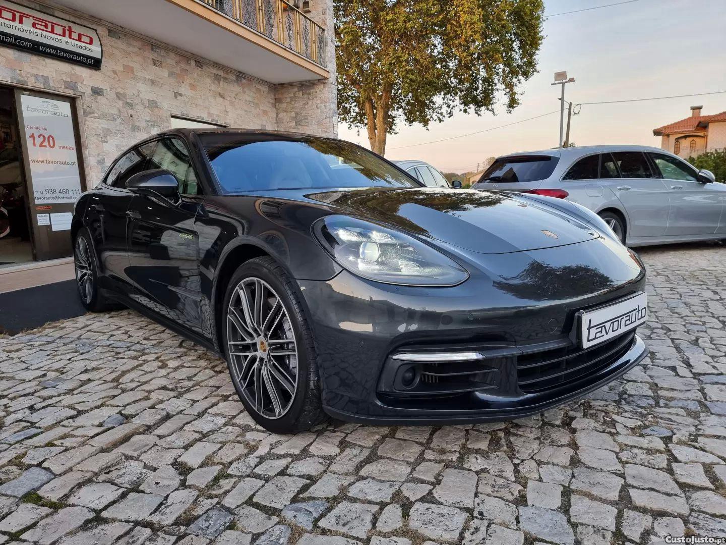 Porsche Panamera 4 e-hybrid — photo 2