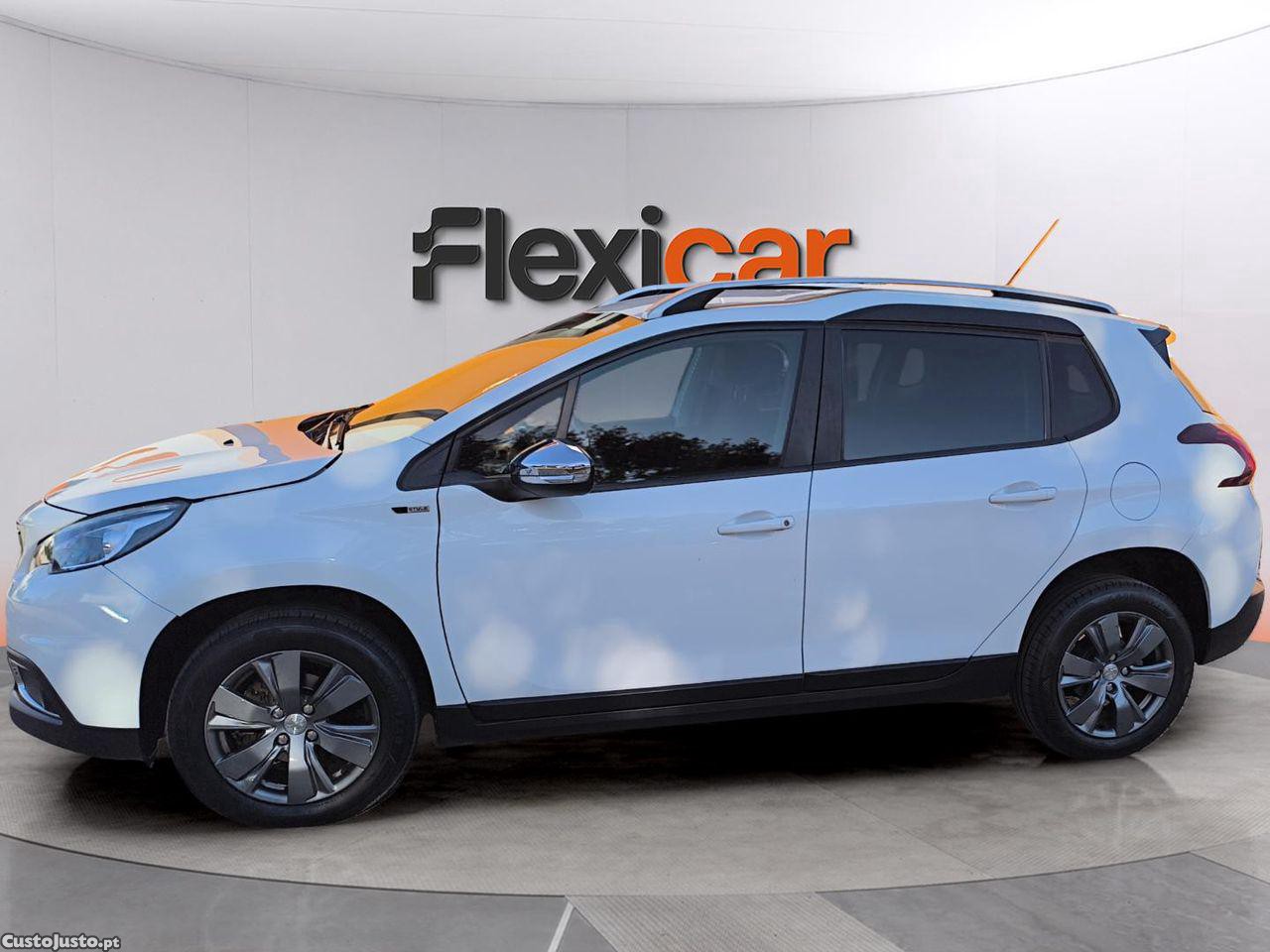 Peugeot 2008 1.2 PureTech Style — photo 4