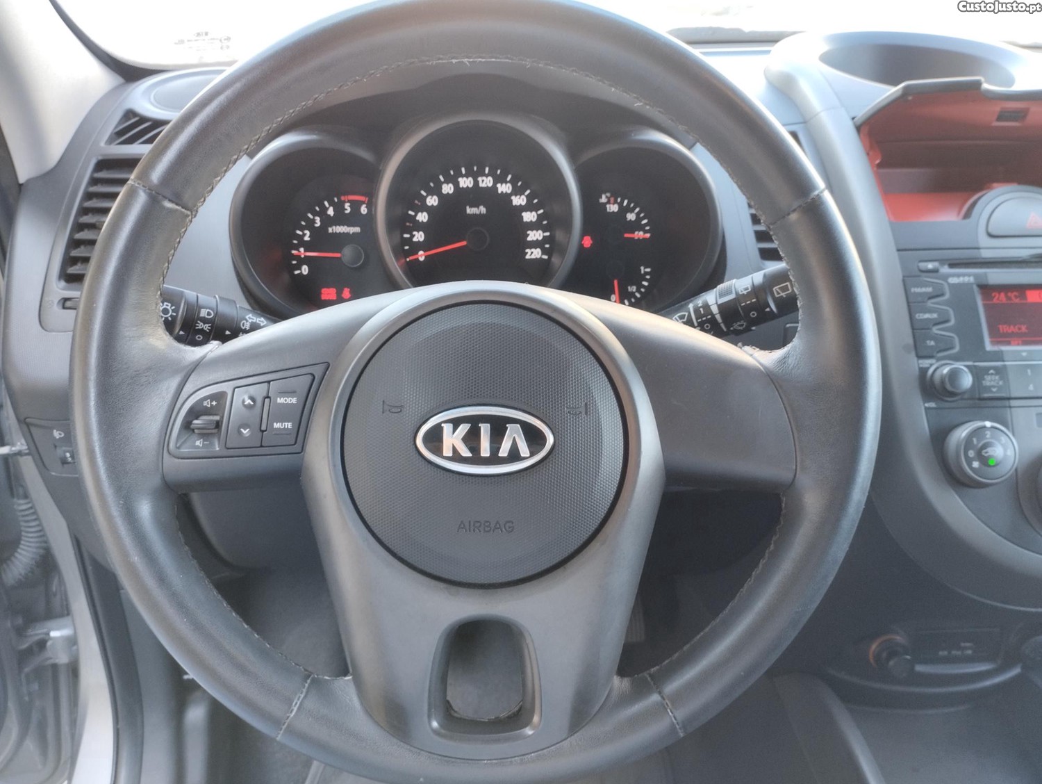 Kia Soul 1.6 CRDI 128cv (SUV) - NACIONAL - 160.000kms - C/ Garantia — fotografia 5