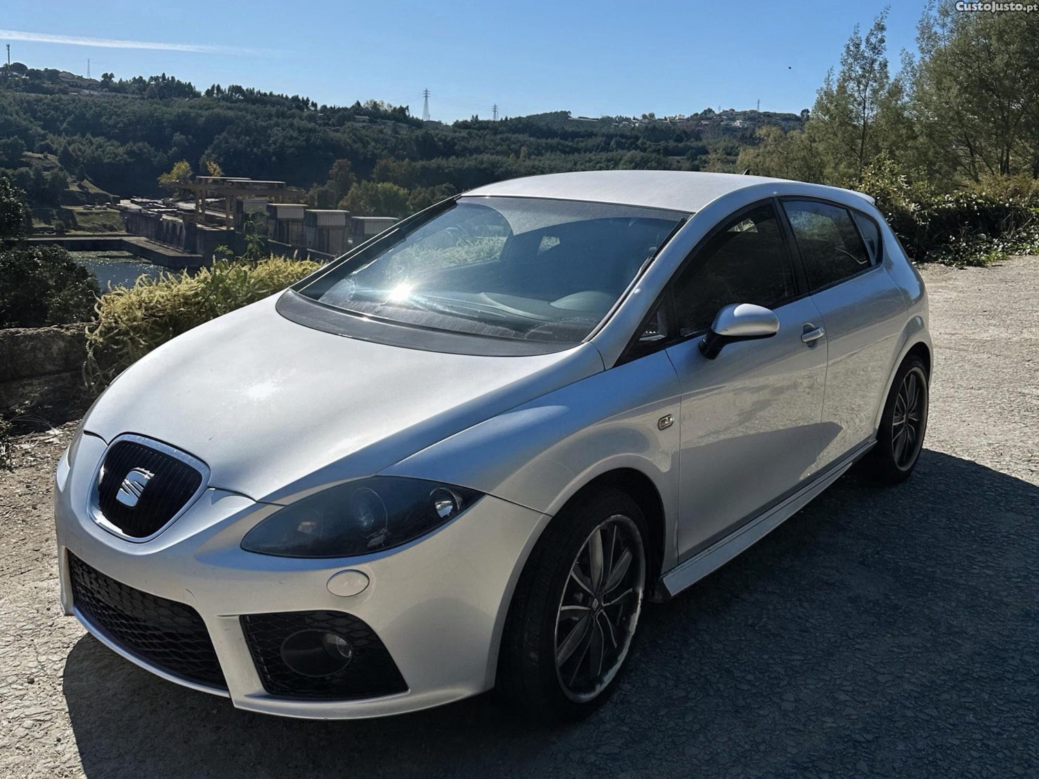 Seat Leon FR - 06 — photo 2
