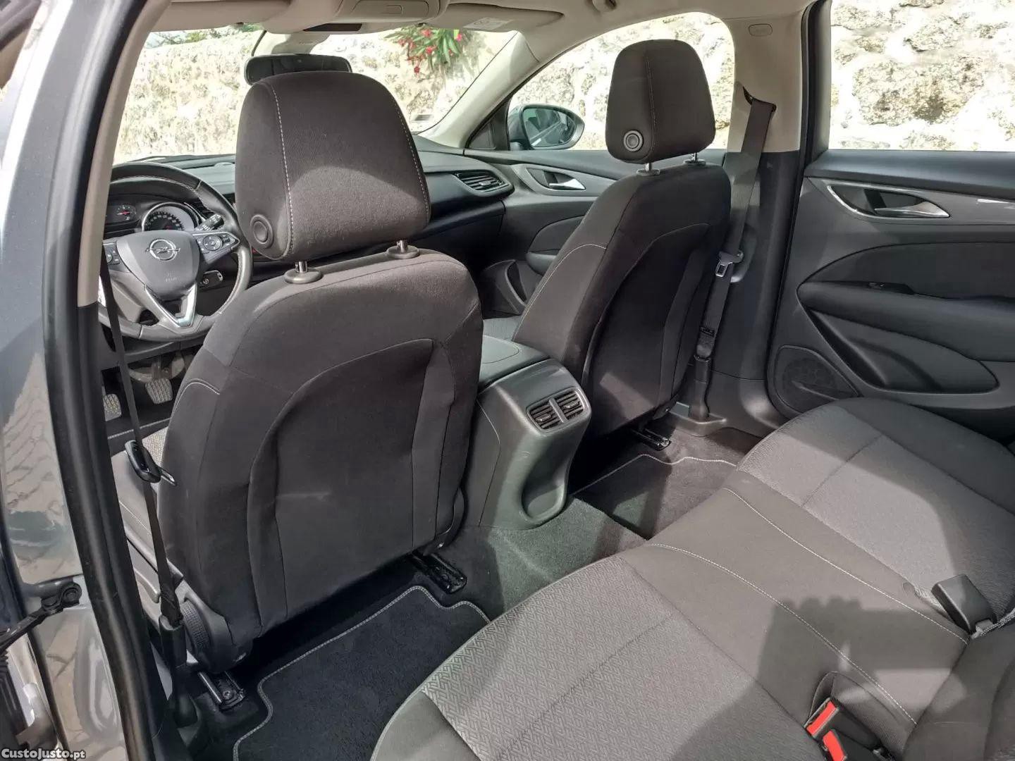 Opel Insignia 1.6 cdti dynamic — fotografia 7