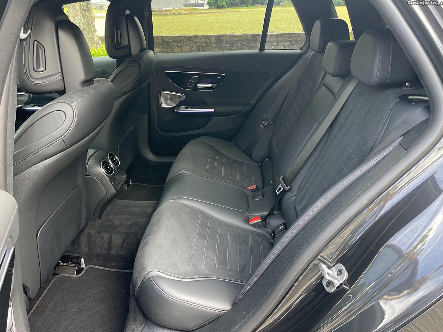 Mercedes-Benz C 300 de T 9G-TRONIC AMG Line — fotografia 4