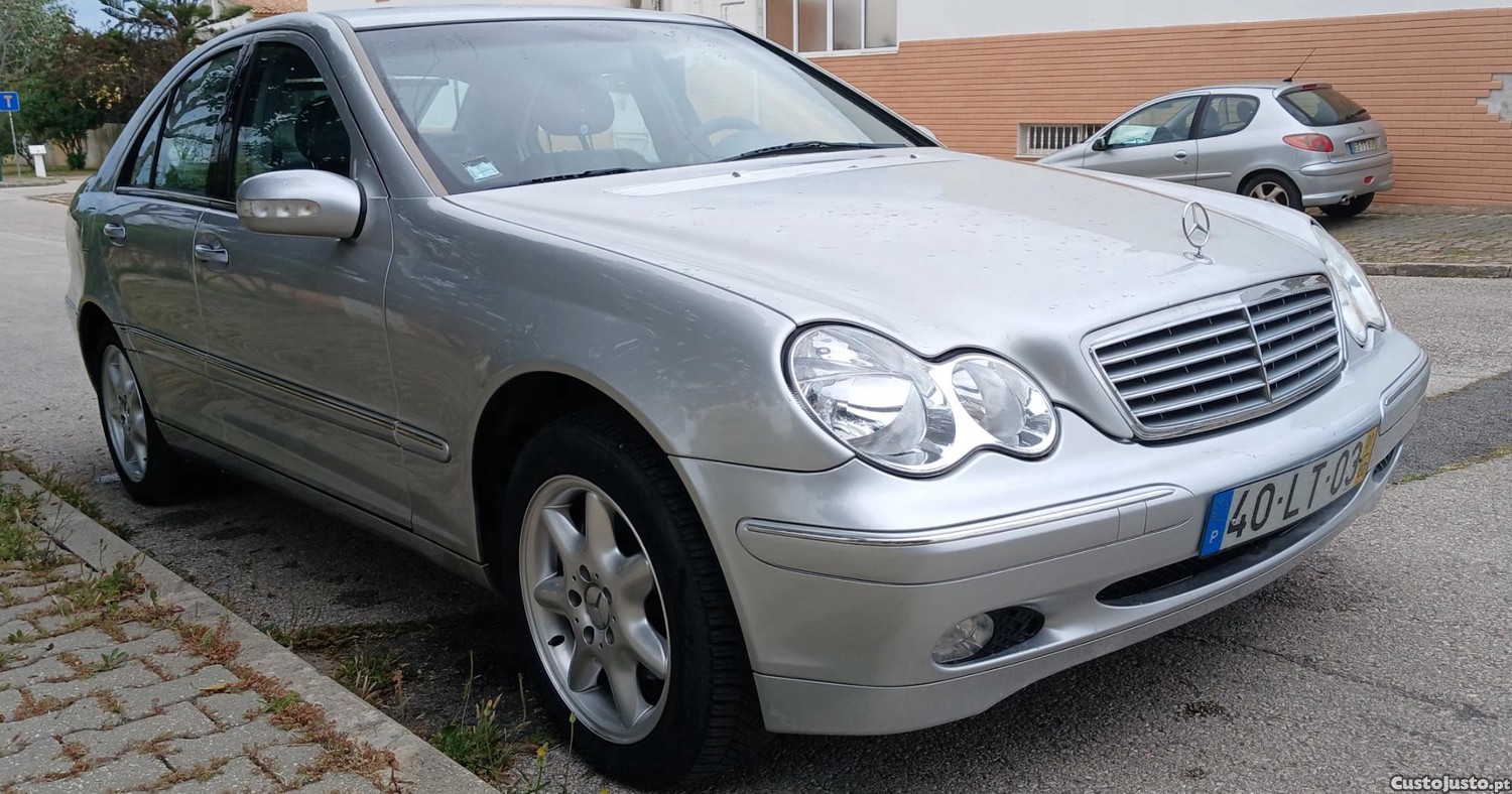 Mercedes-Benz C 320 320 (203 064) — photo 2