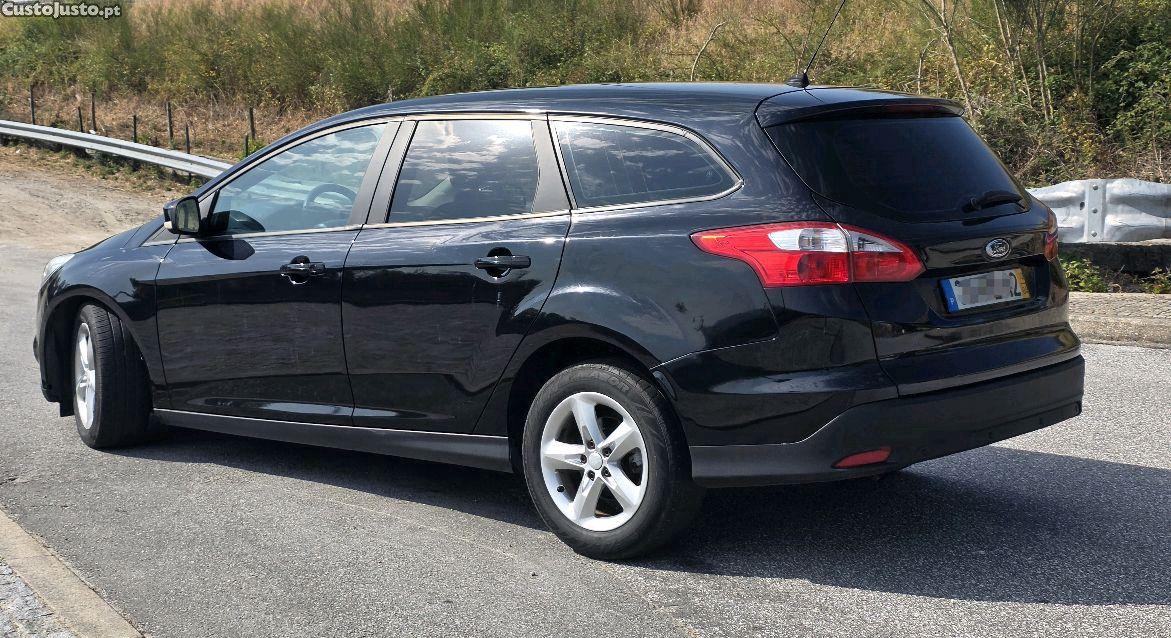 Ford Focus SW — fotografia 6