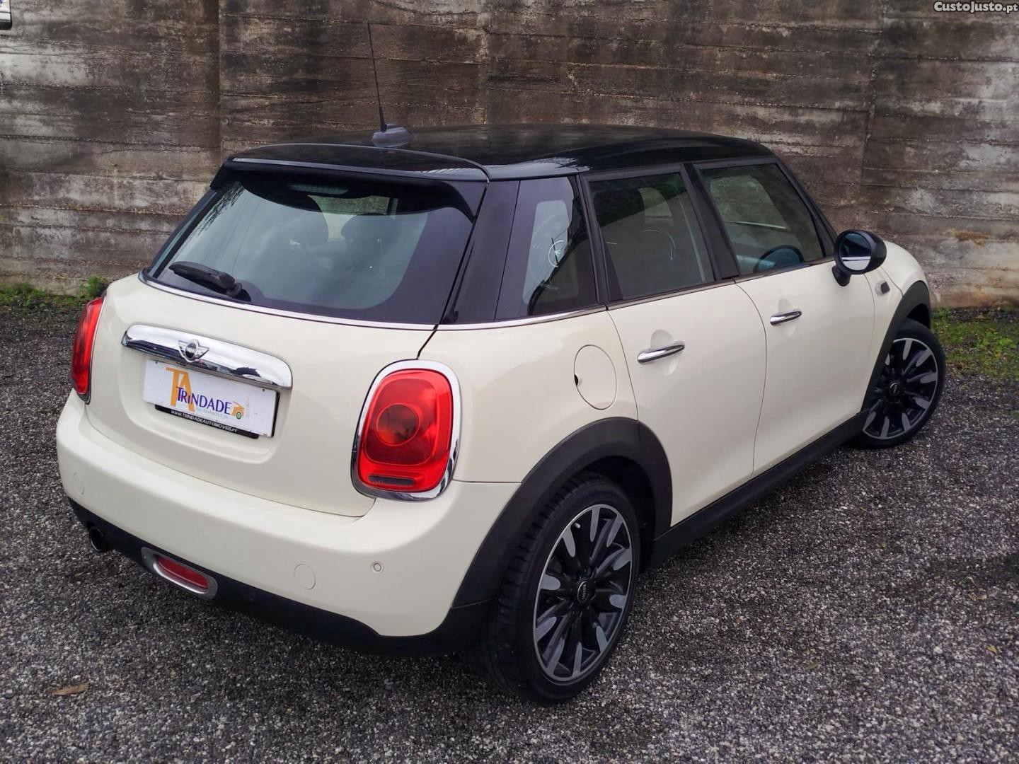 MINI Cooper D Auto — fotografia 11