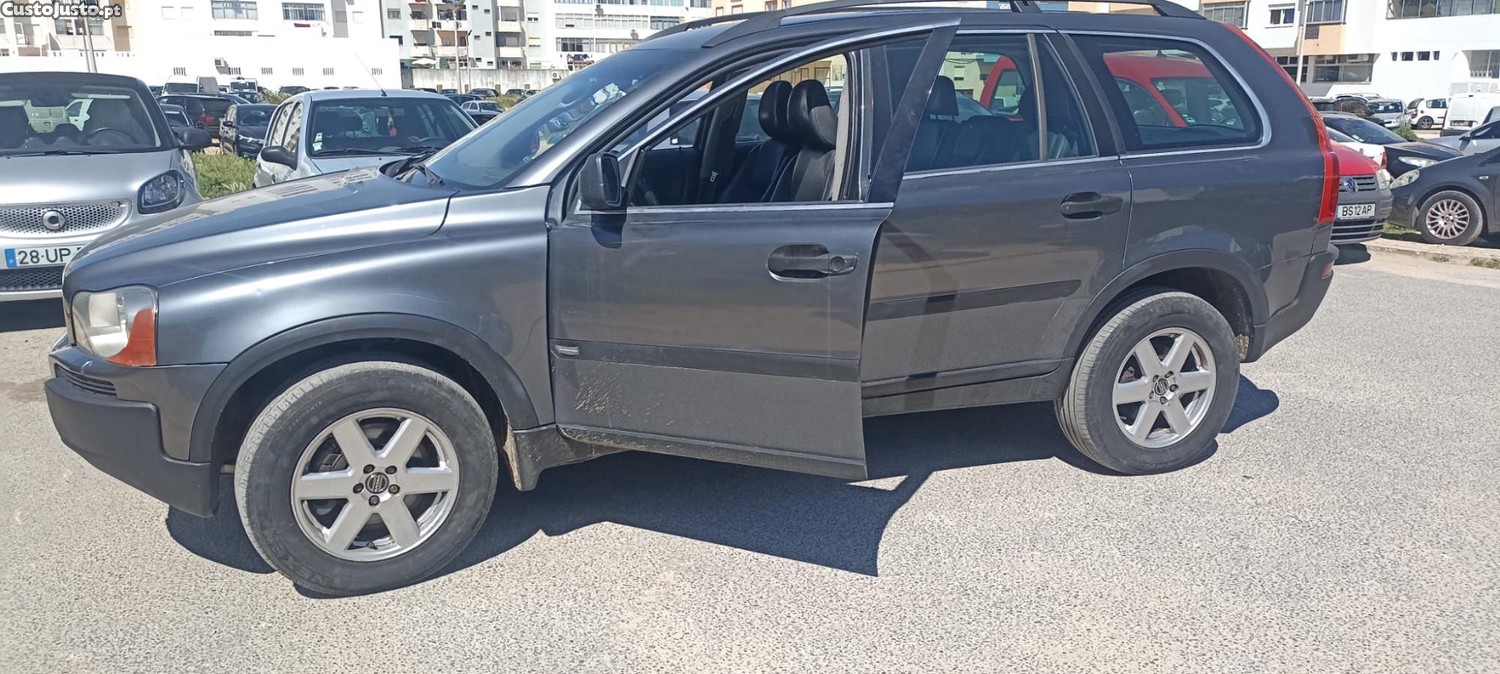 Volvo XC 90 2.4 Diesel Àutomático 4x4-Impecável — fotografia 9