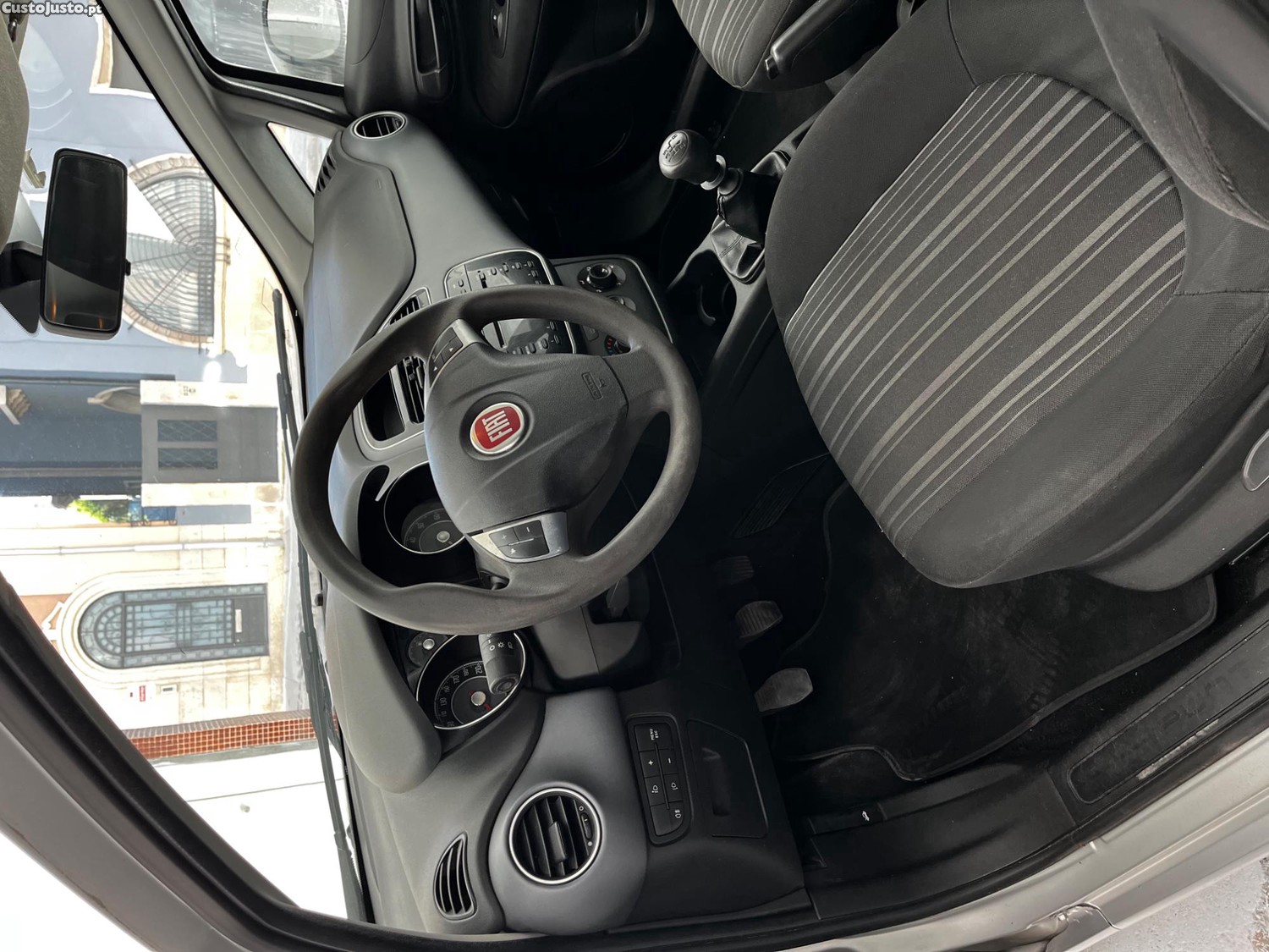 Fiat Punto EVO — photo 2