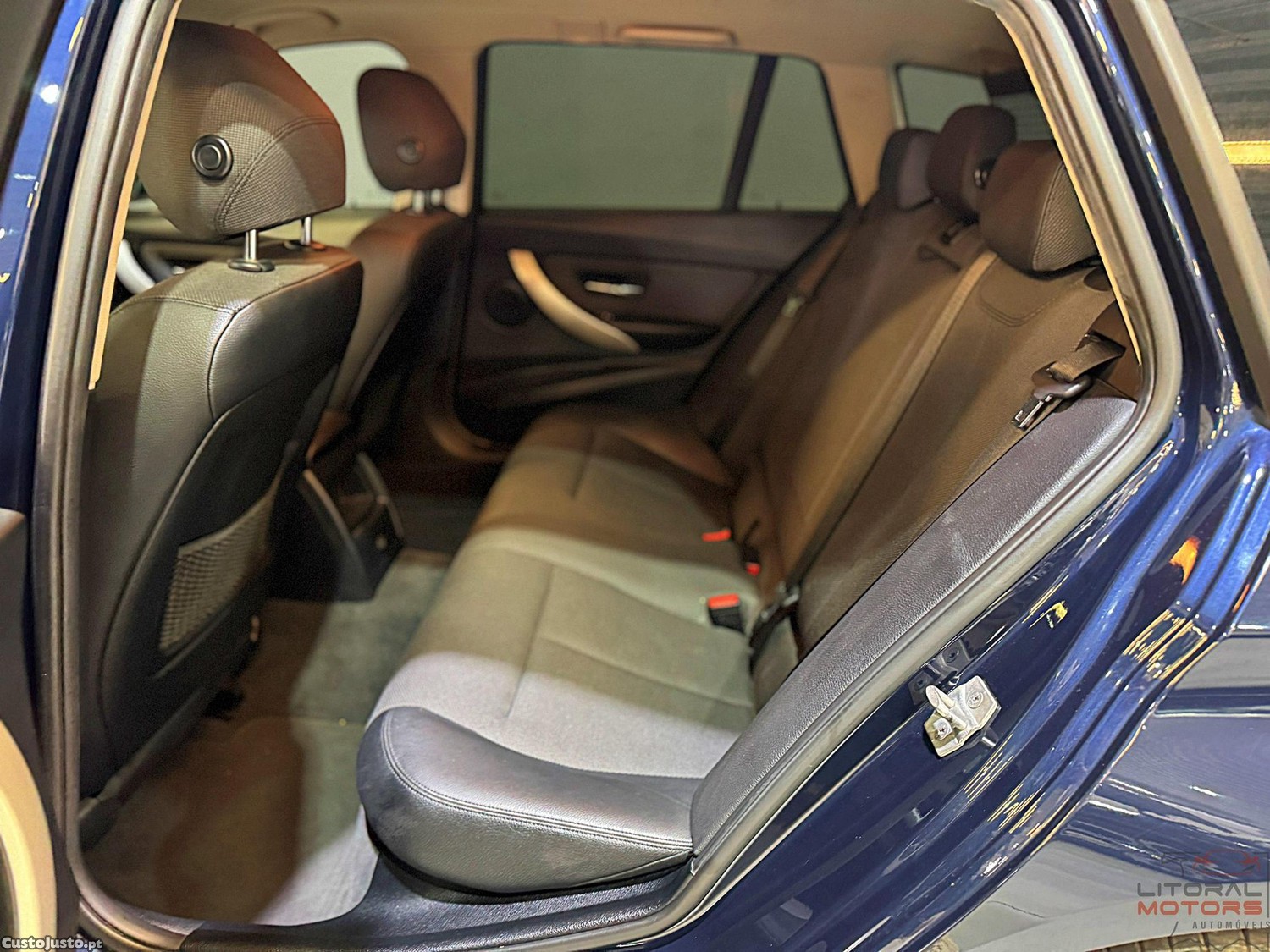 BMW 320 d Pack M Auto — fotografia 10