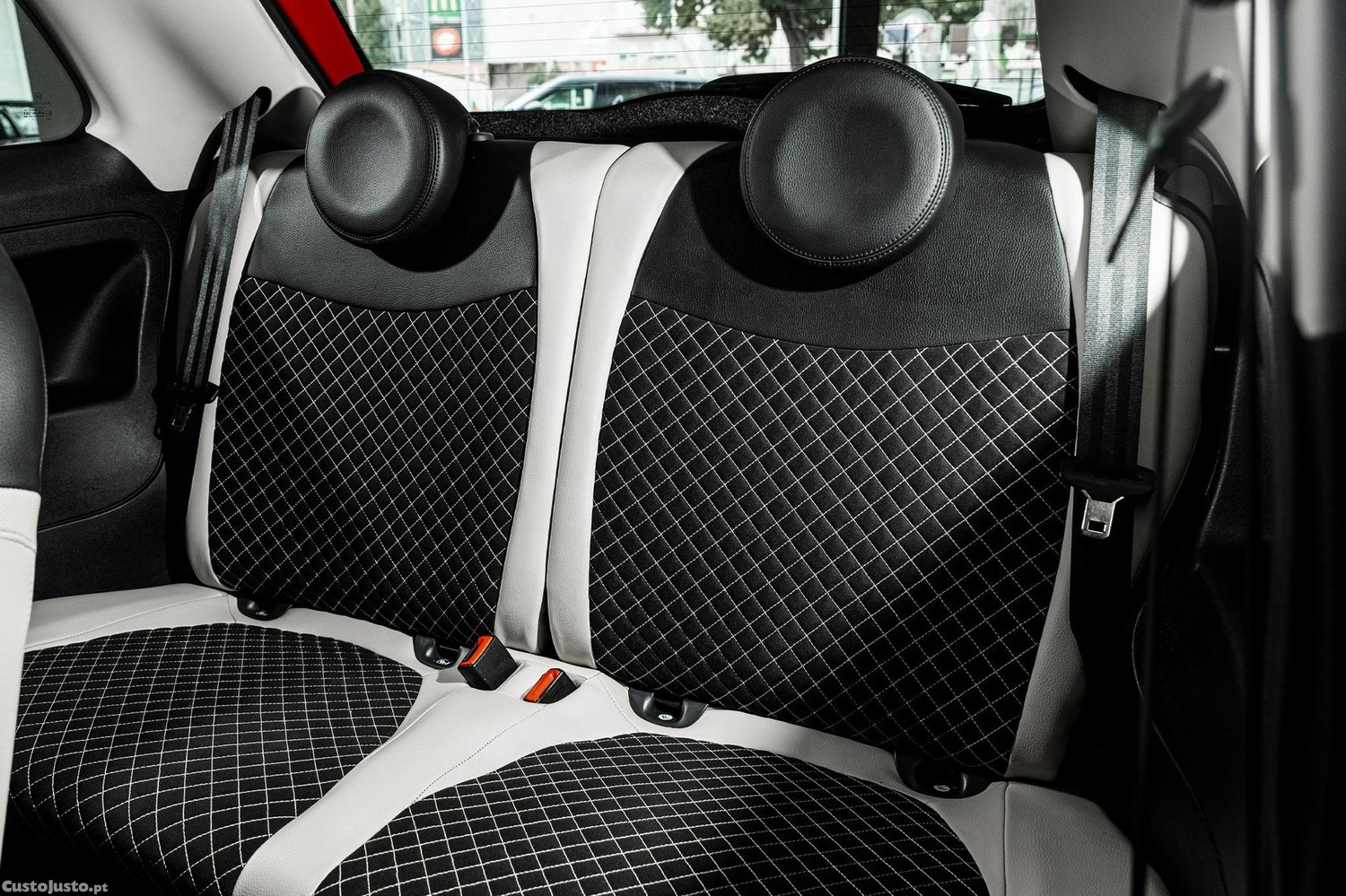 Fiat 500 1.0 Hybrid Dolcevita — fotografia 2