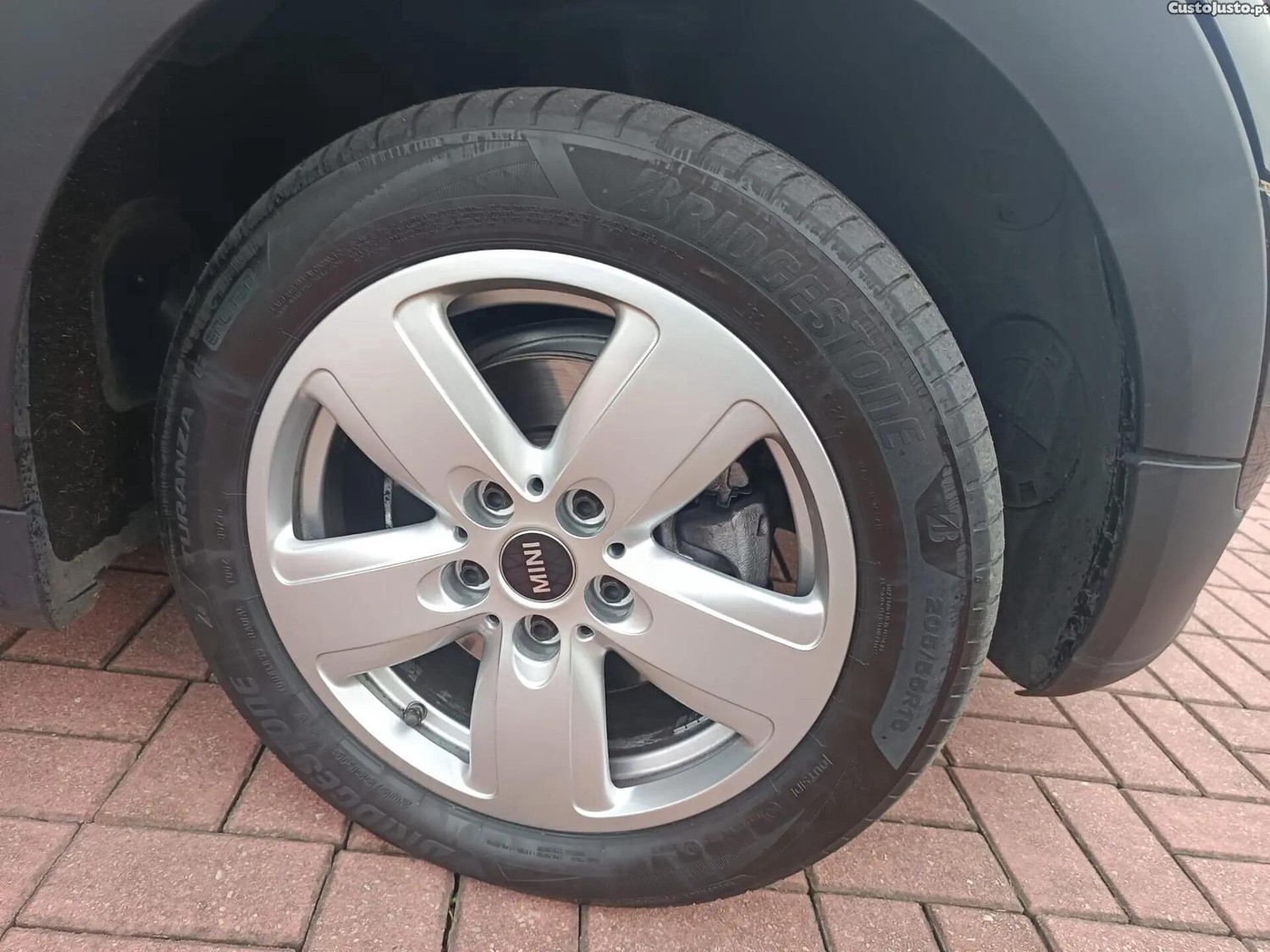 MINI Clubman One D — photo 4