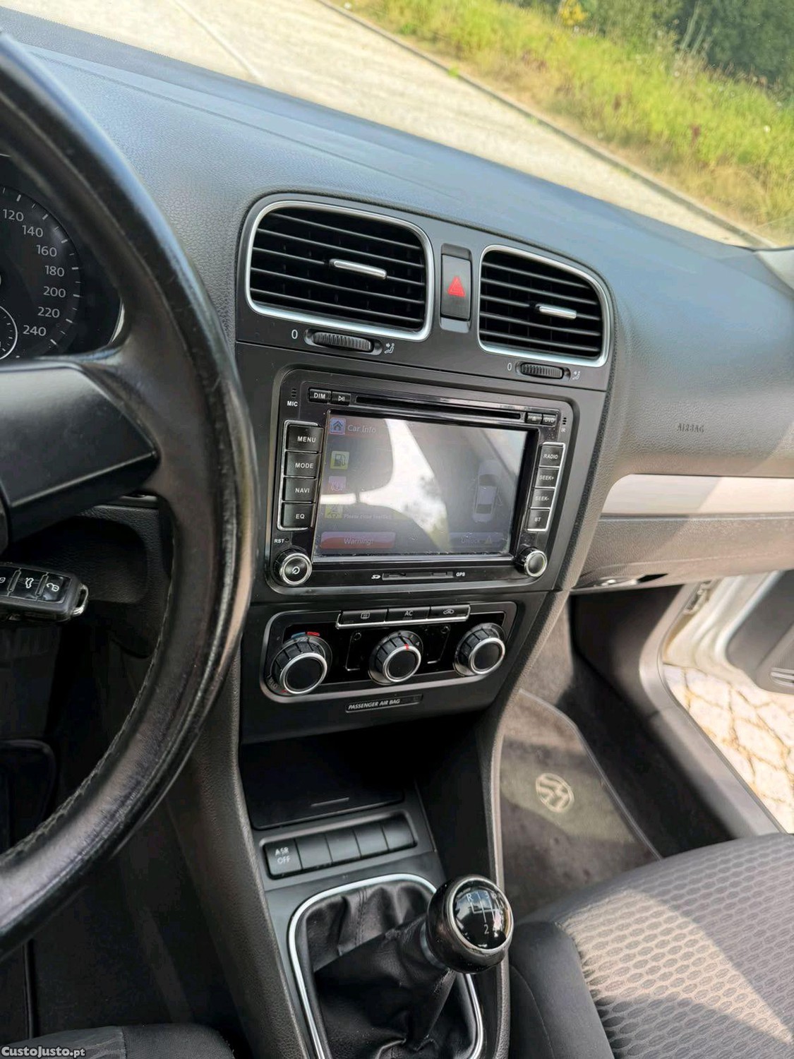 Volkswagen Golf 1.6 TDI — fotografia 7