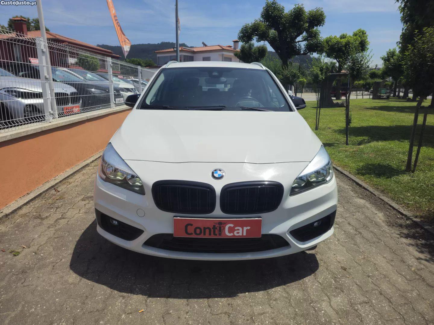 BMW 216 Active Tourer Sport — fotografia 13