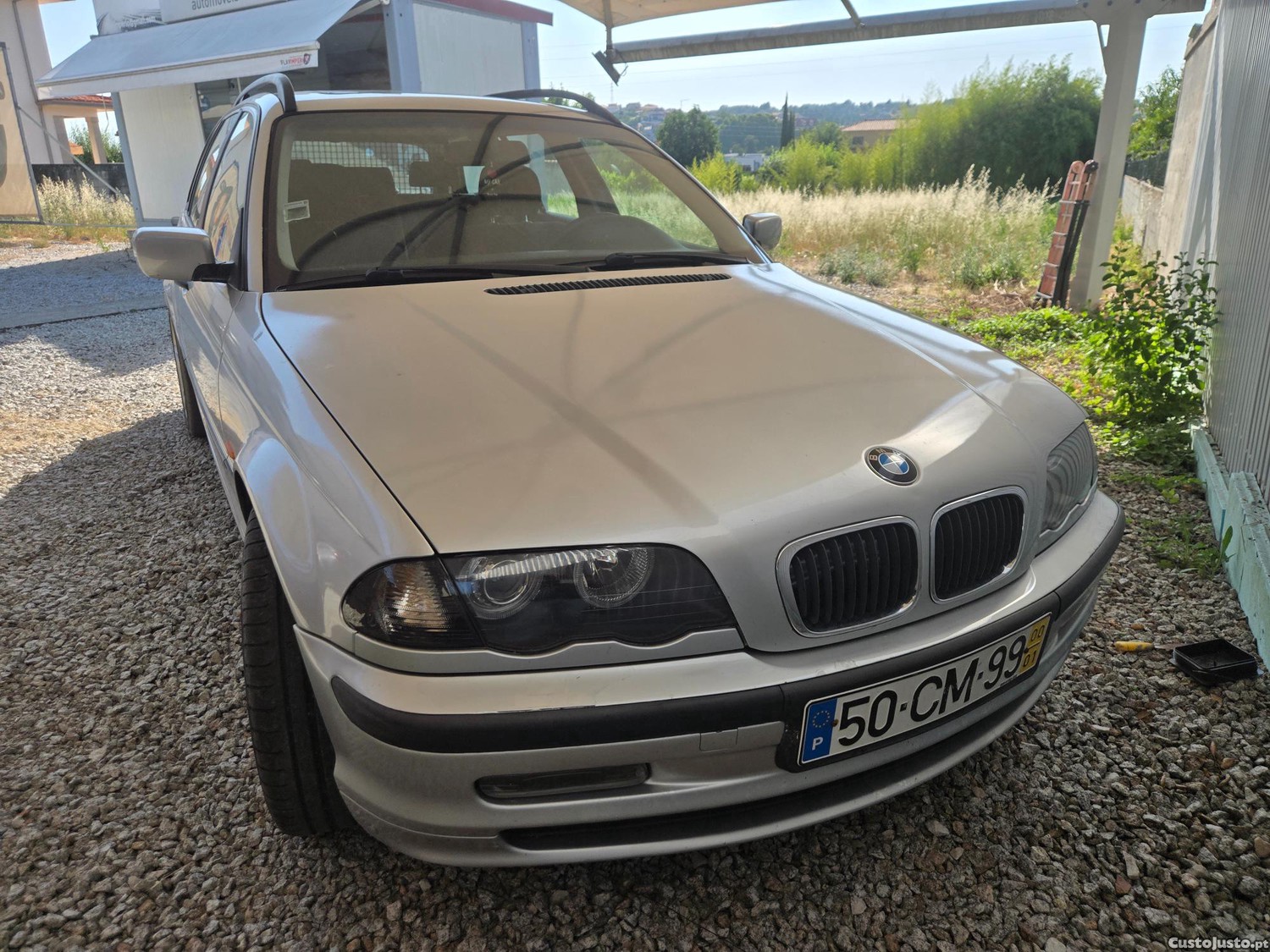 BMW 320 D — fotografia 9
