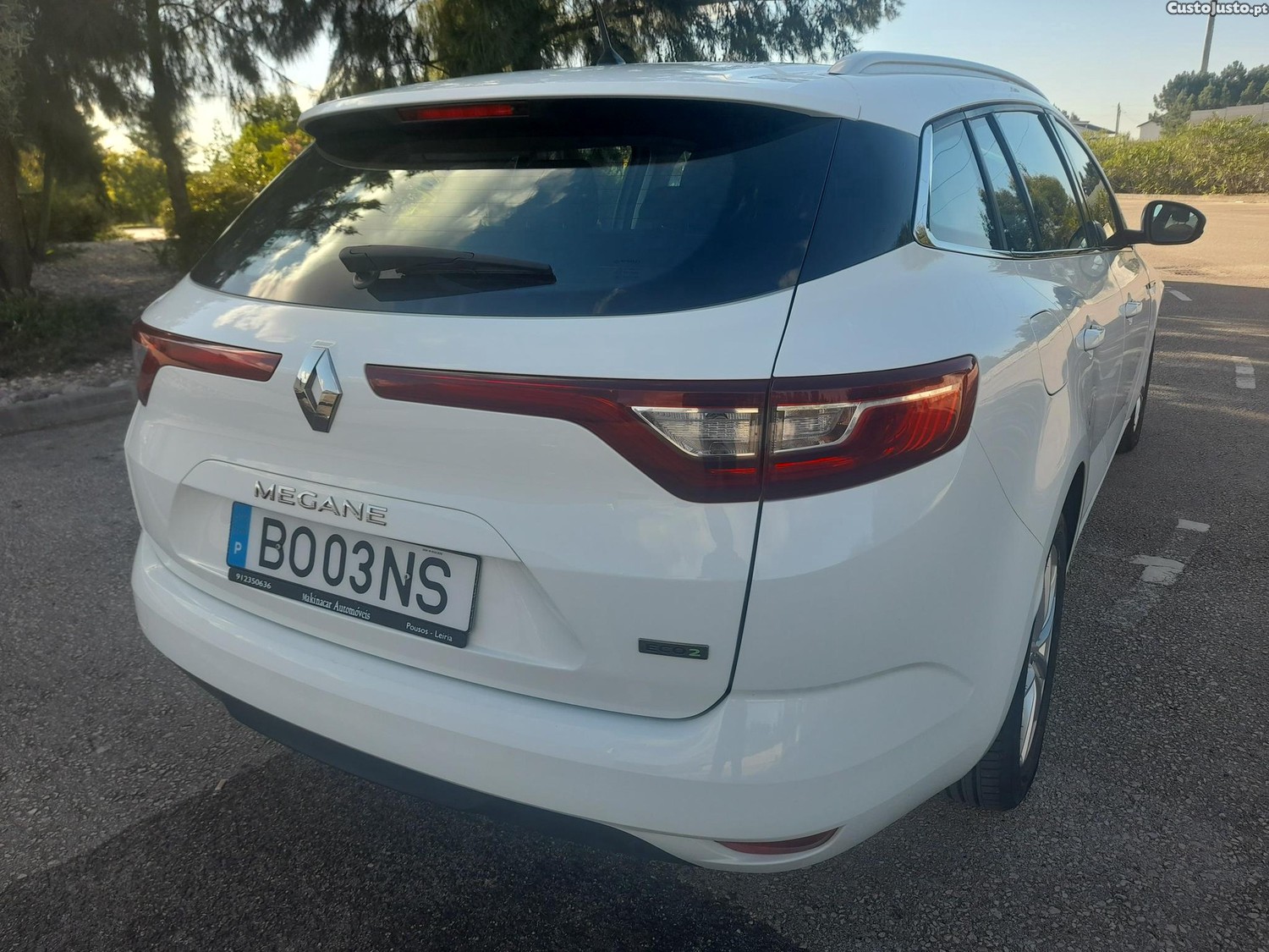 Renault Mégane 1.5 diesel — fotografia 8