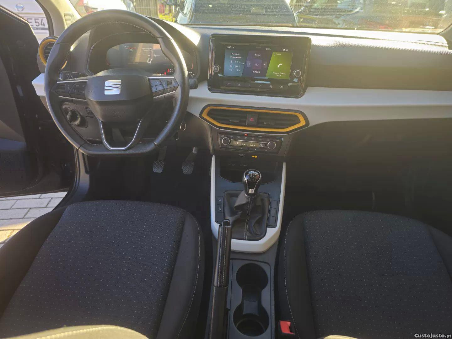 SEAT Arona 1.0 tsi style — fotografia 4
