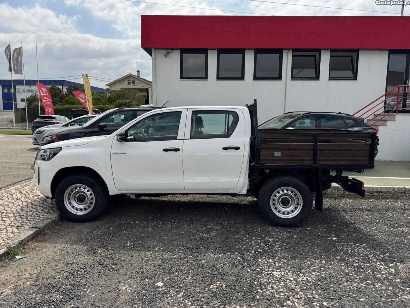 Toyota Hilux 2.4 D-4D 4x4 CD CM 5Lug 150cv — fotografia 23