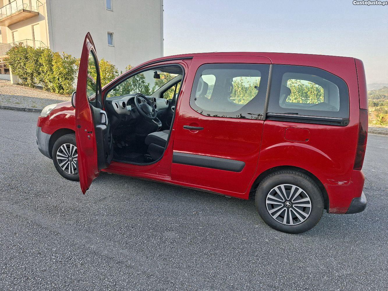 Peugeot Partner 1.6 HDI TEPEE — fotografia 9